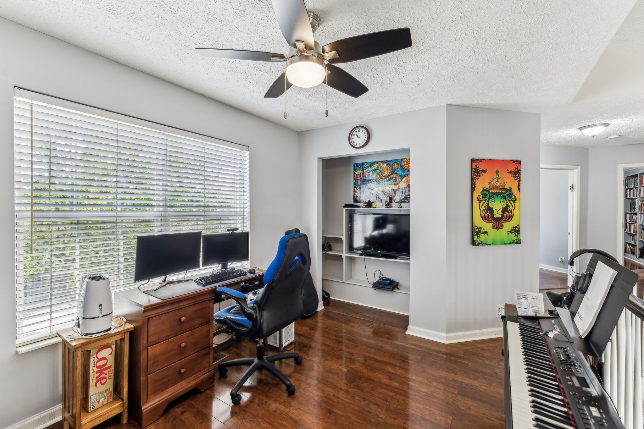 104 Parkwood Ln