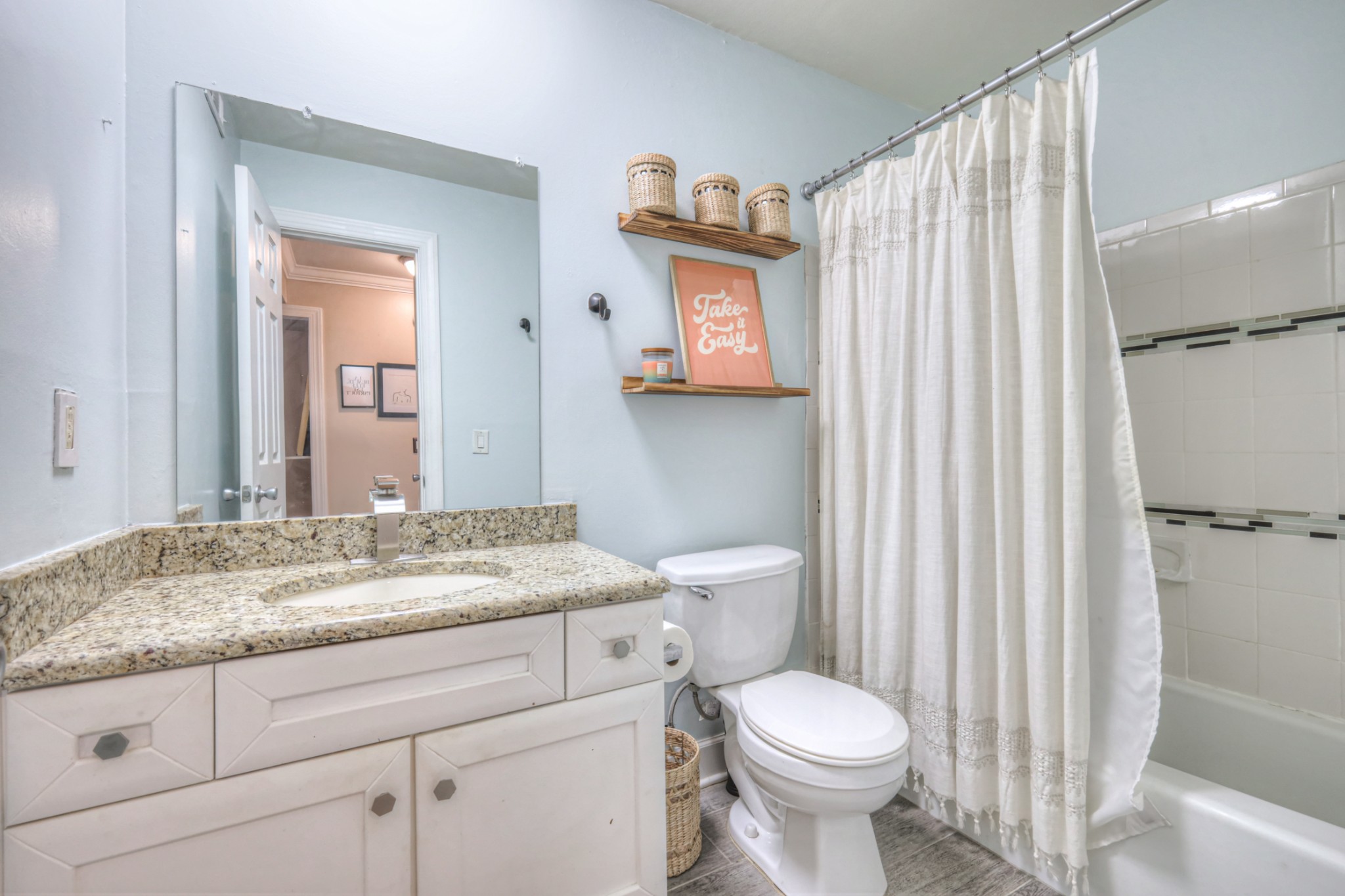 4425 Westlawn Dr Unit: B103