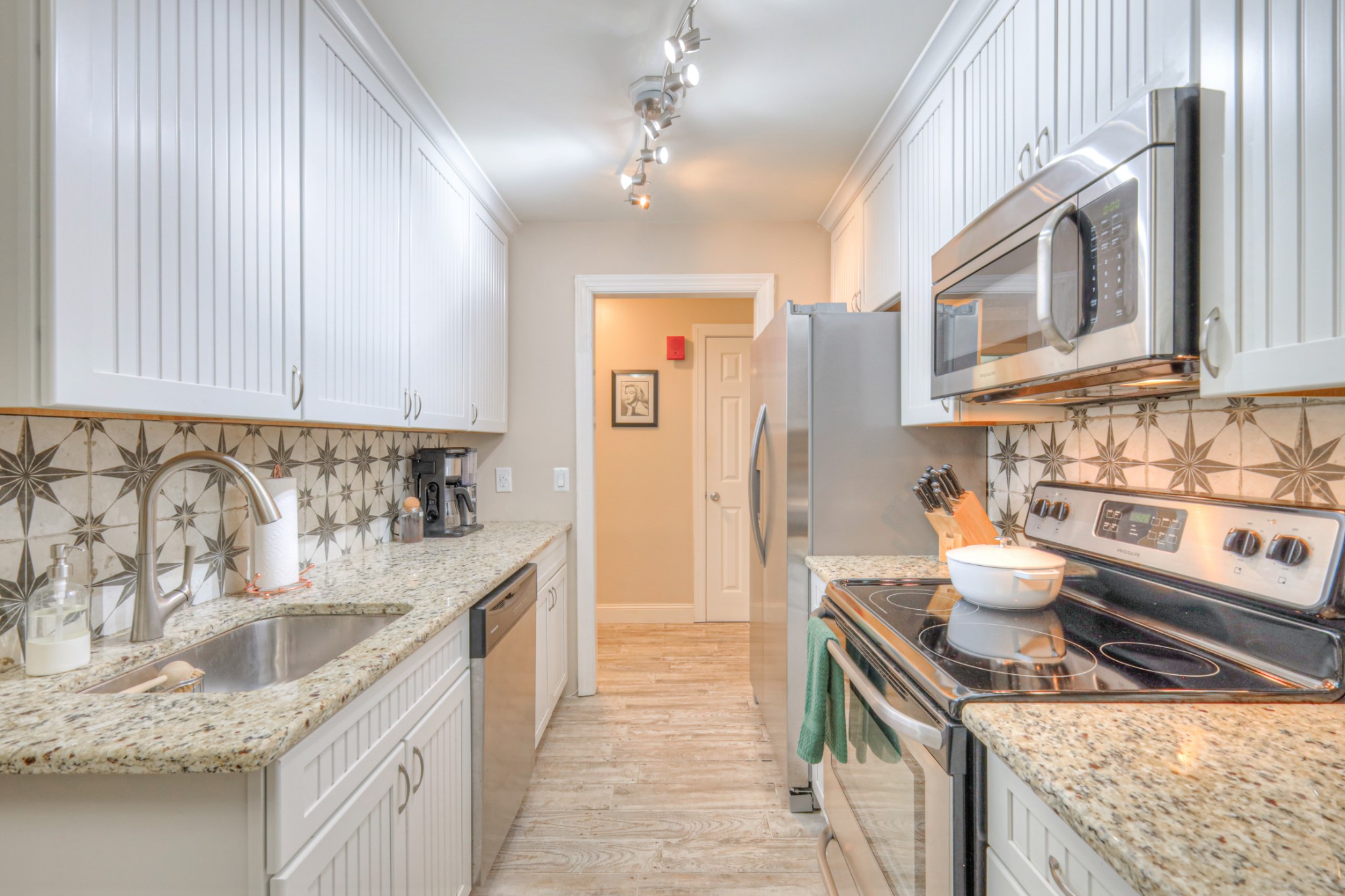 4425 Westlawn Dr Unit: B103