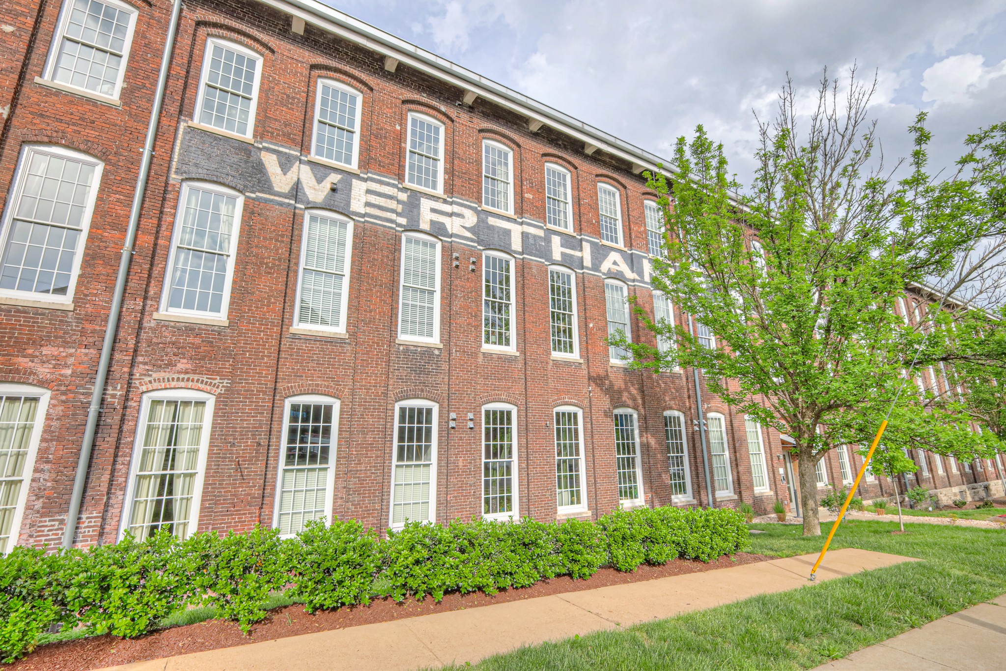 1350 Rosa L Parks Blvd Unit: 334