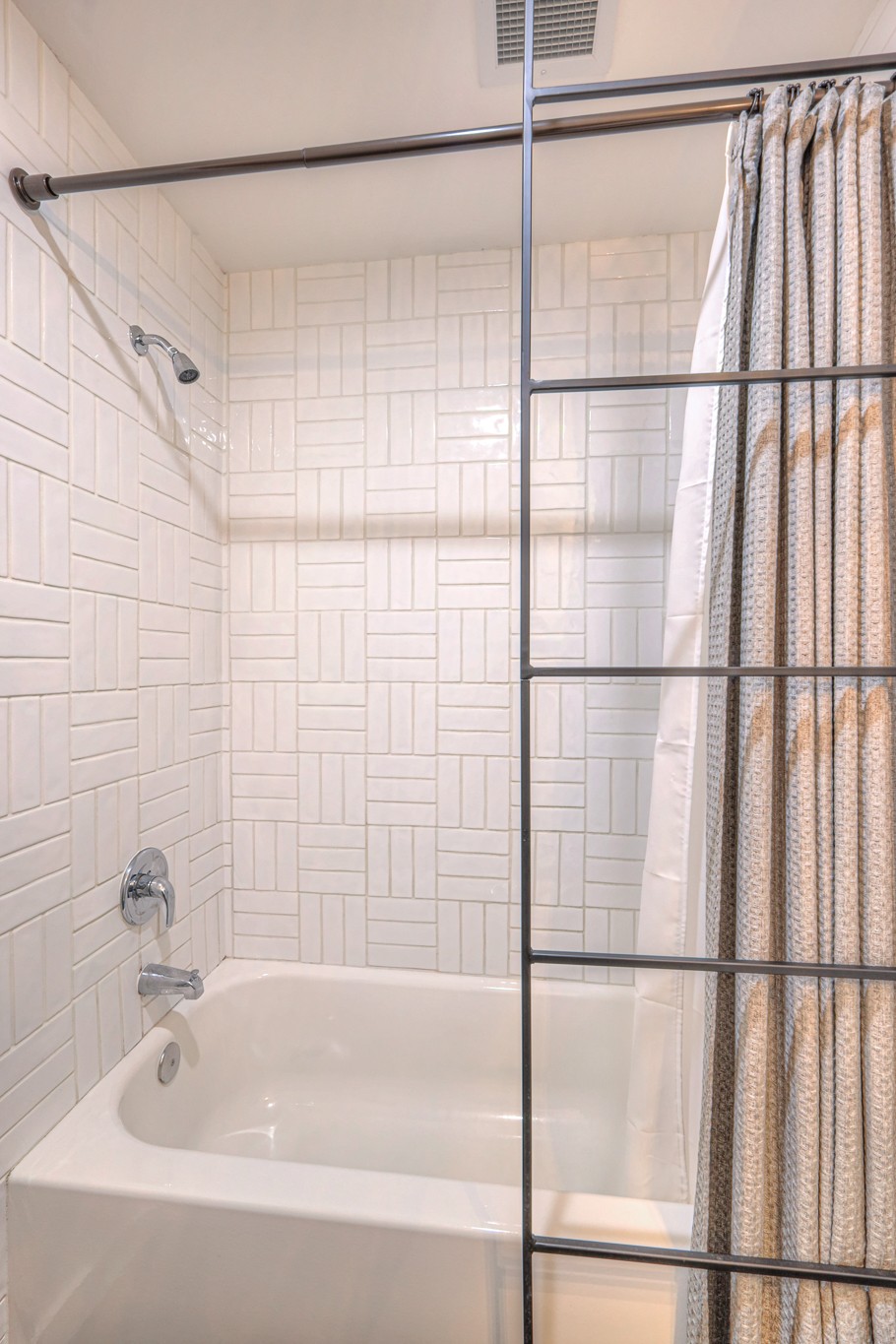 1350 Rosa L Parks Blvd Unit: 334