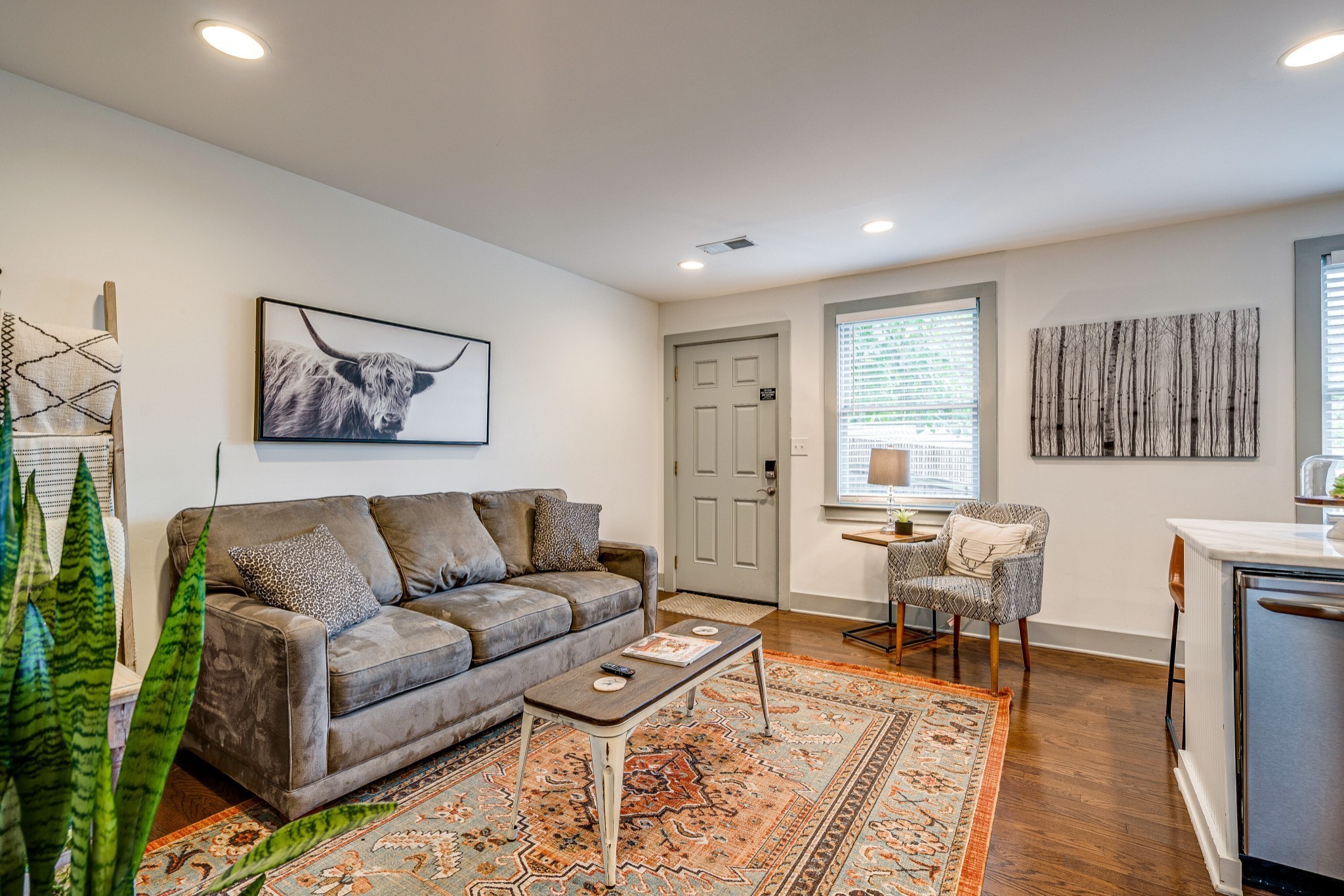 818 Fatherland St Unit: 5