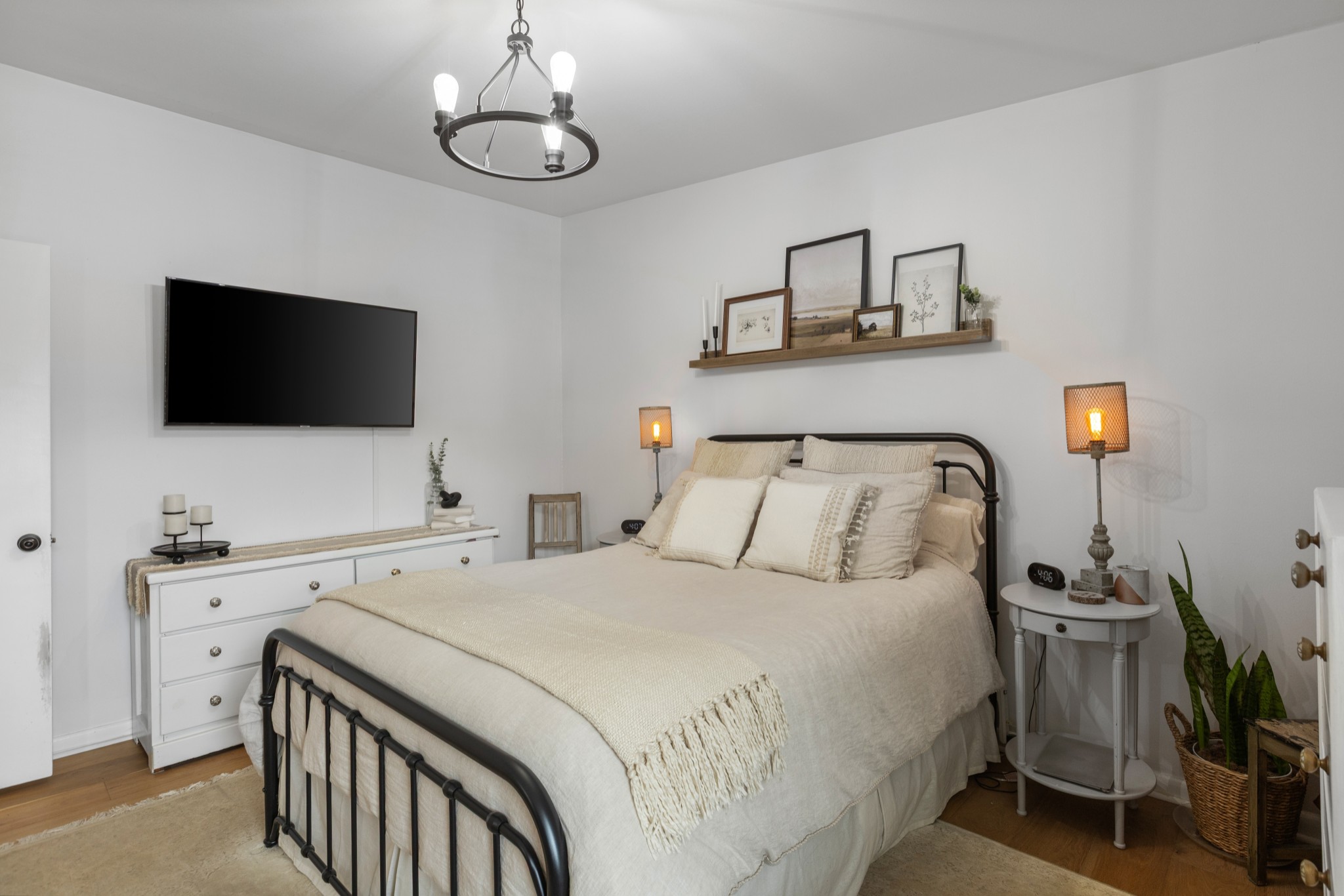 4425 Westlawn Dr Unit: C301