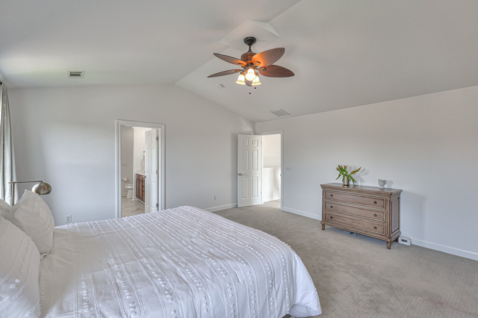 1407 Hanson Dr