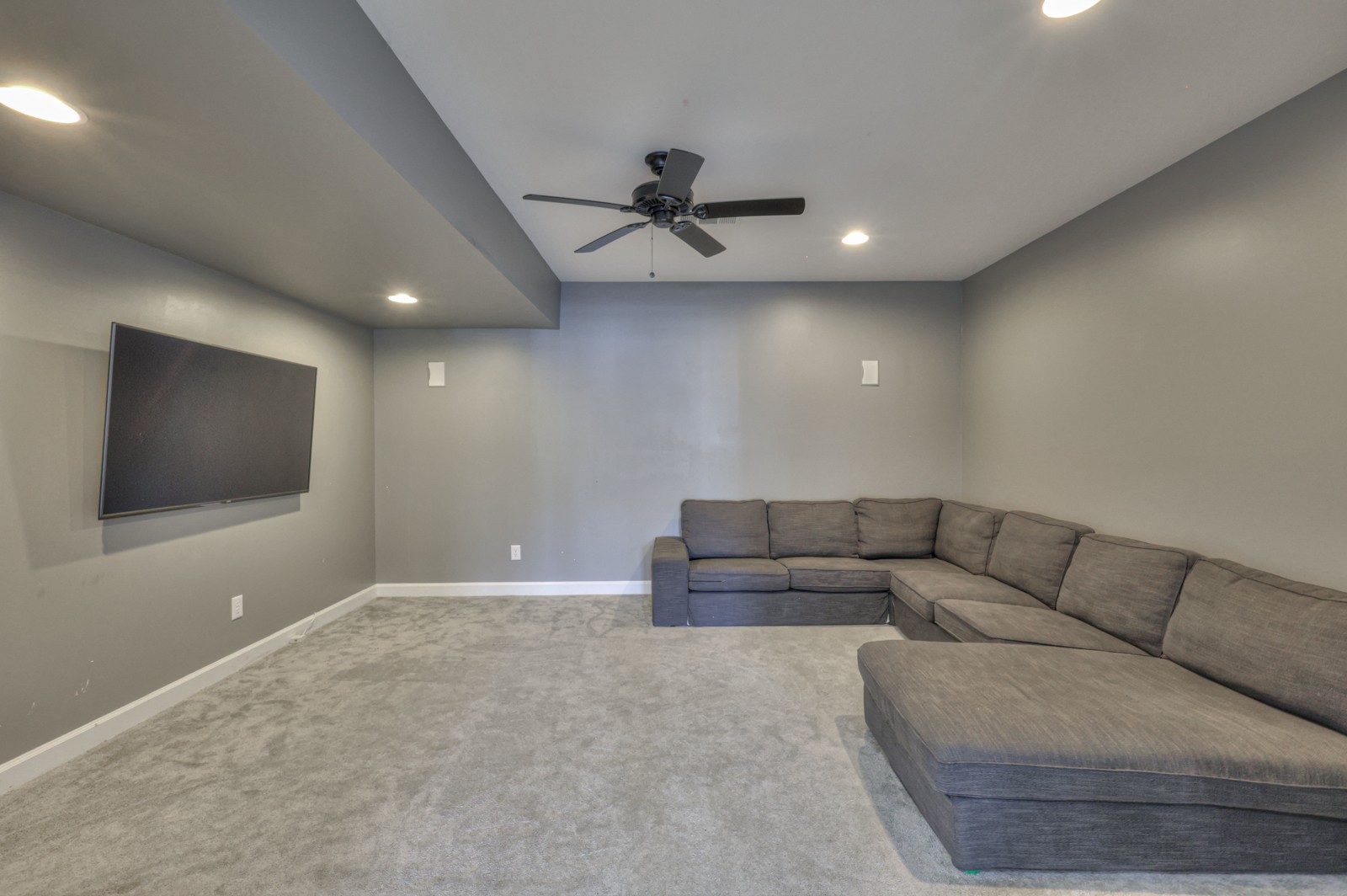 1407 Hanson Dr