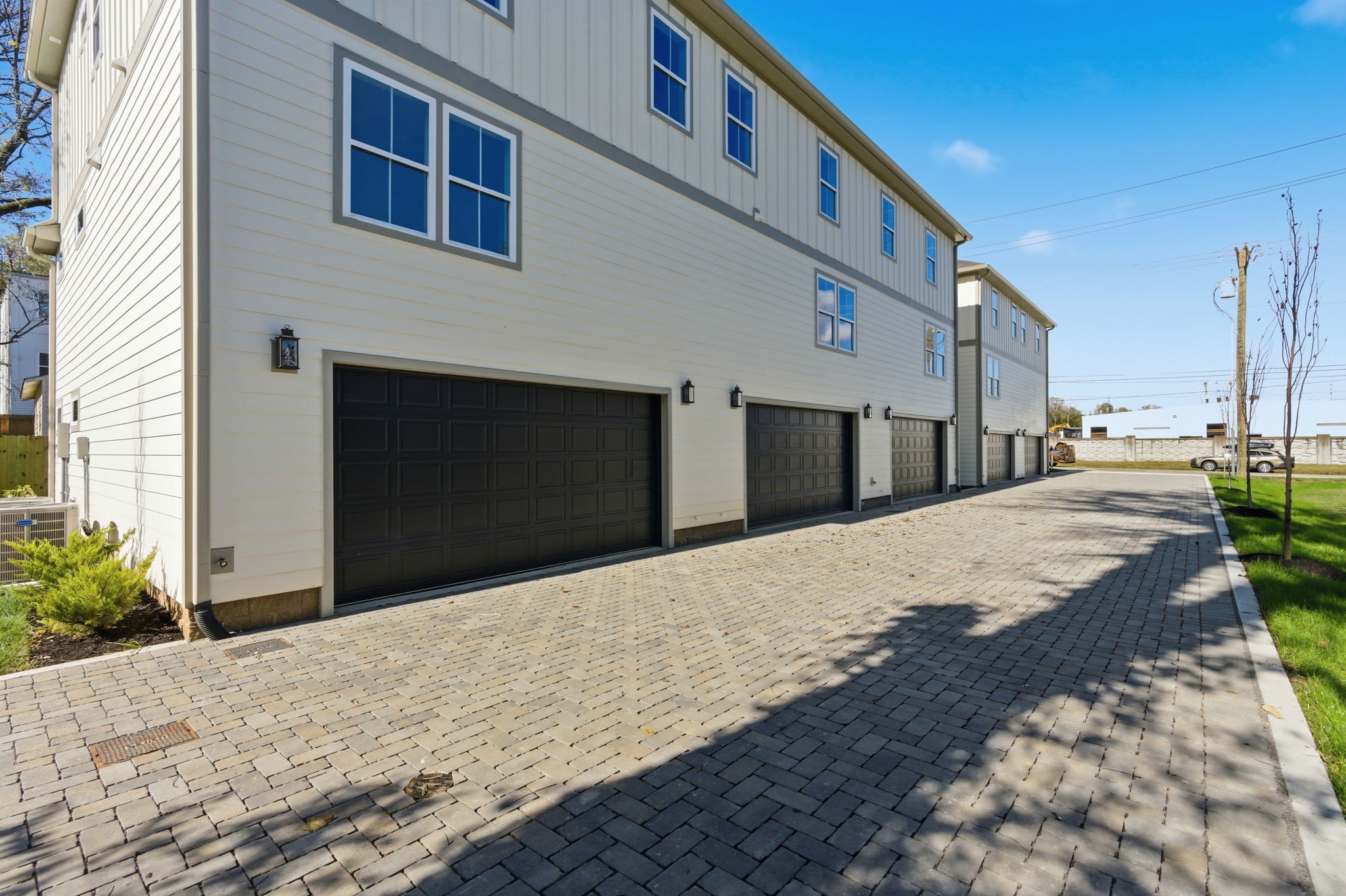 1020 W Kirkland Ave Unit: A