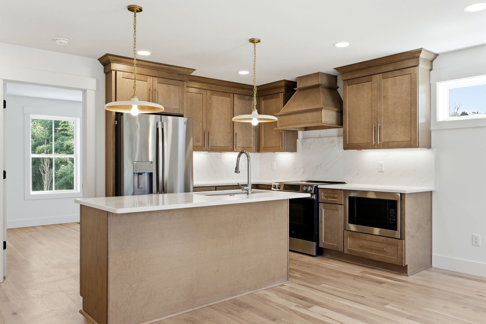 1020 W Kirkland Ave Unit: B