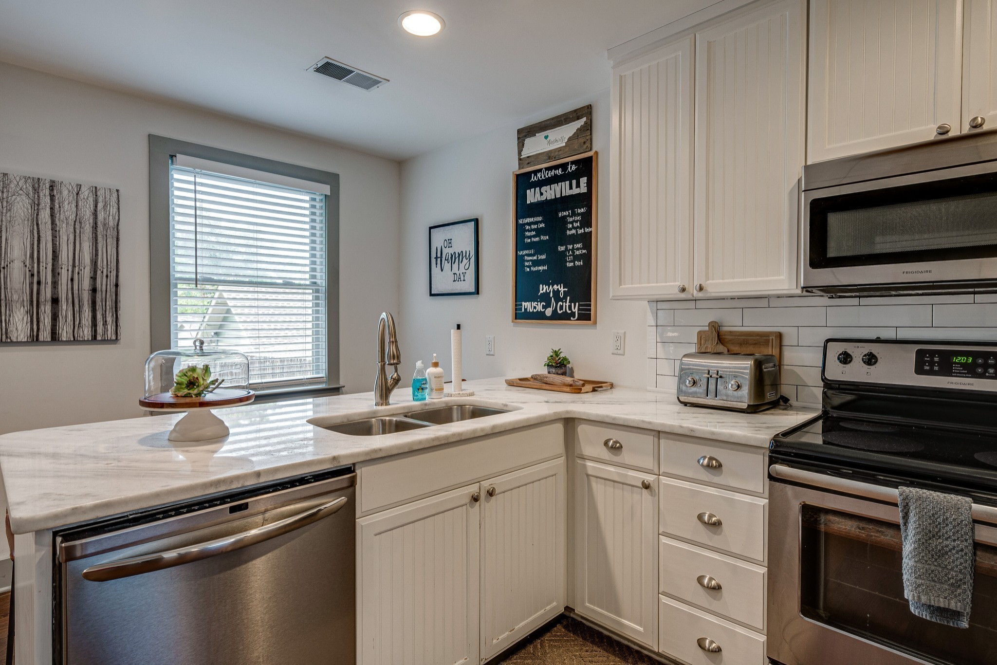 818 Fatherland St Unit: 5