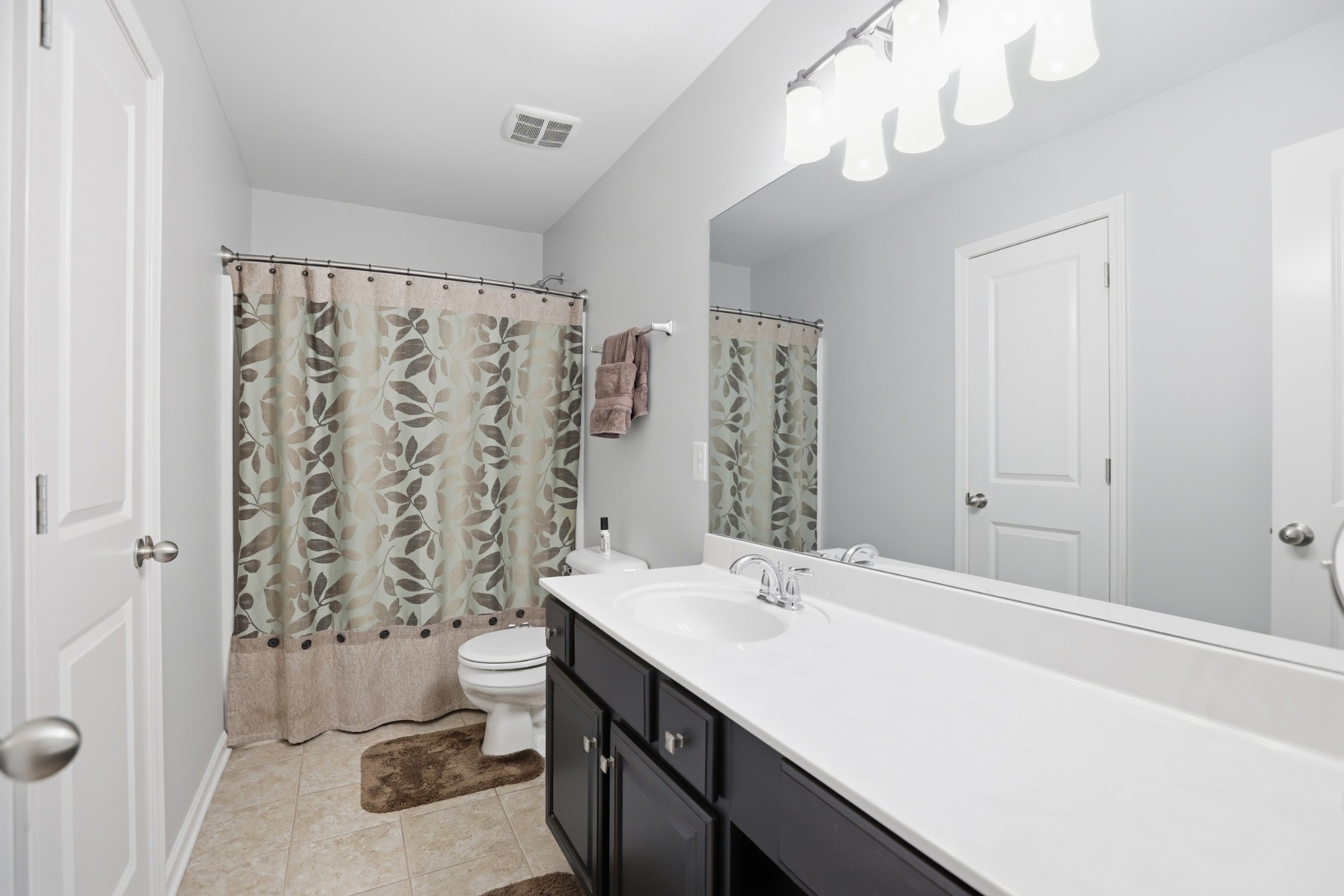 2104 Bluejay Ct