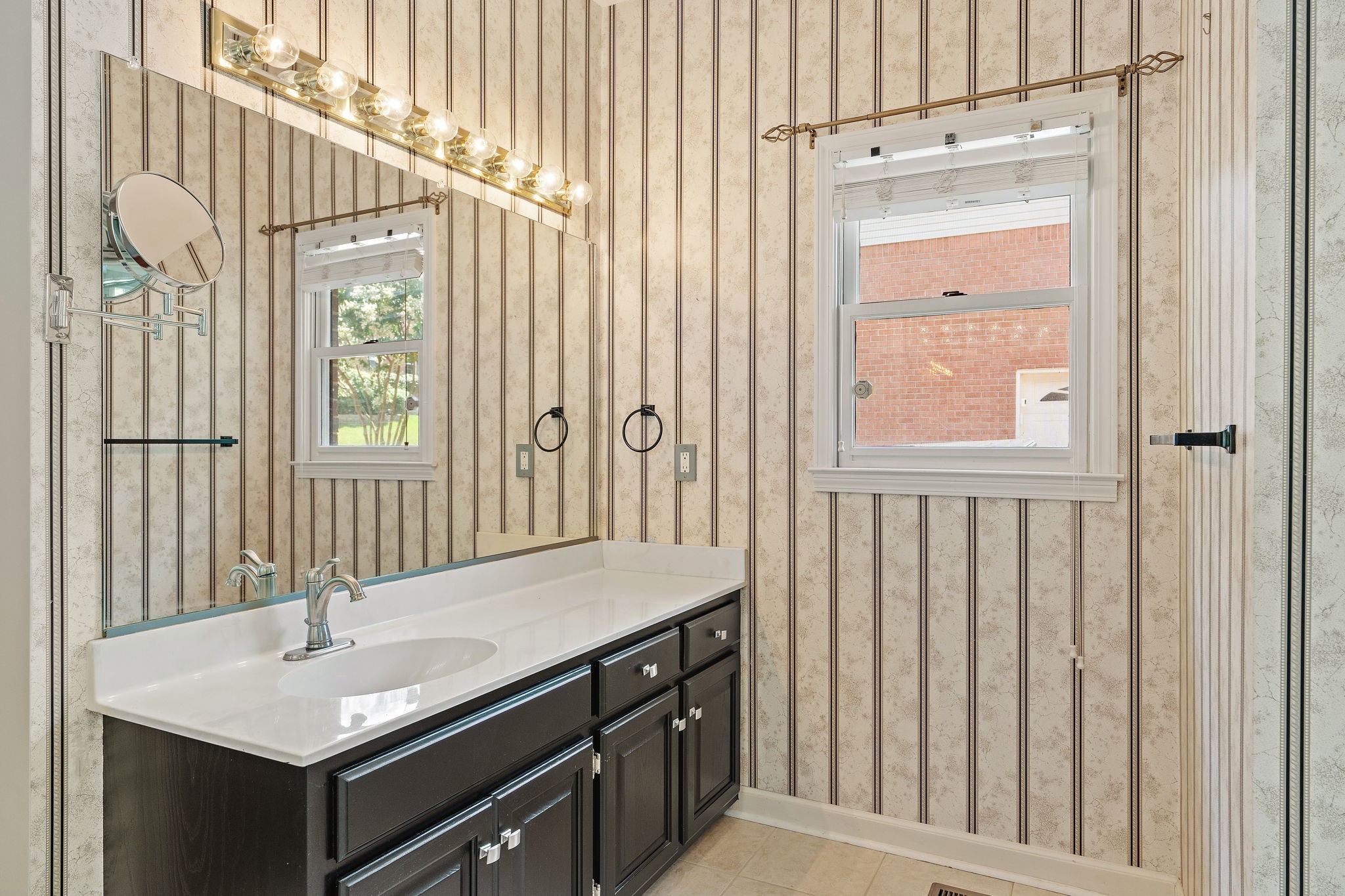 5521 Peninsula Park Lndg