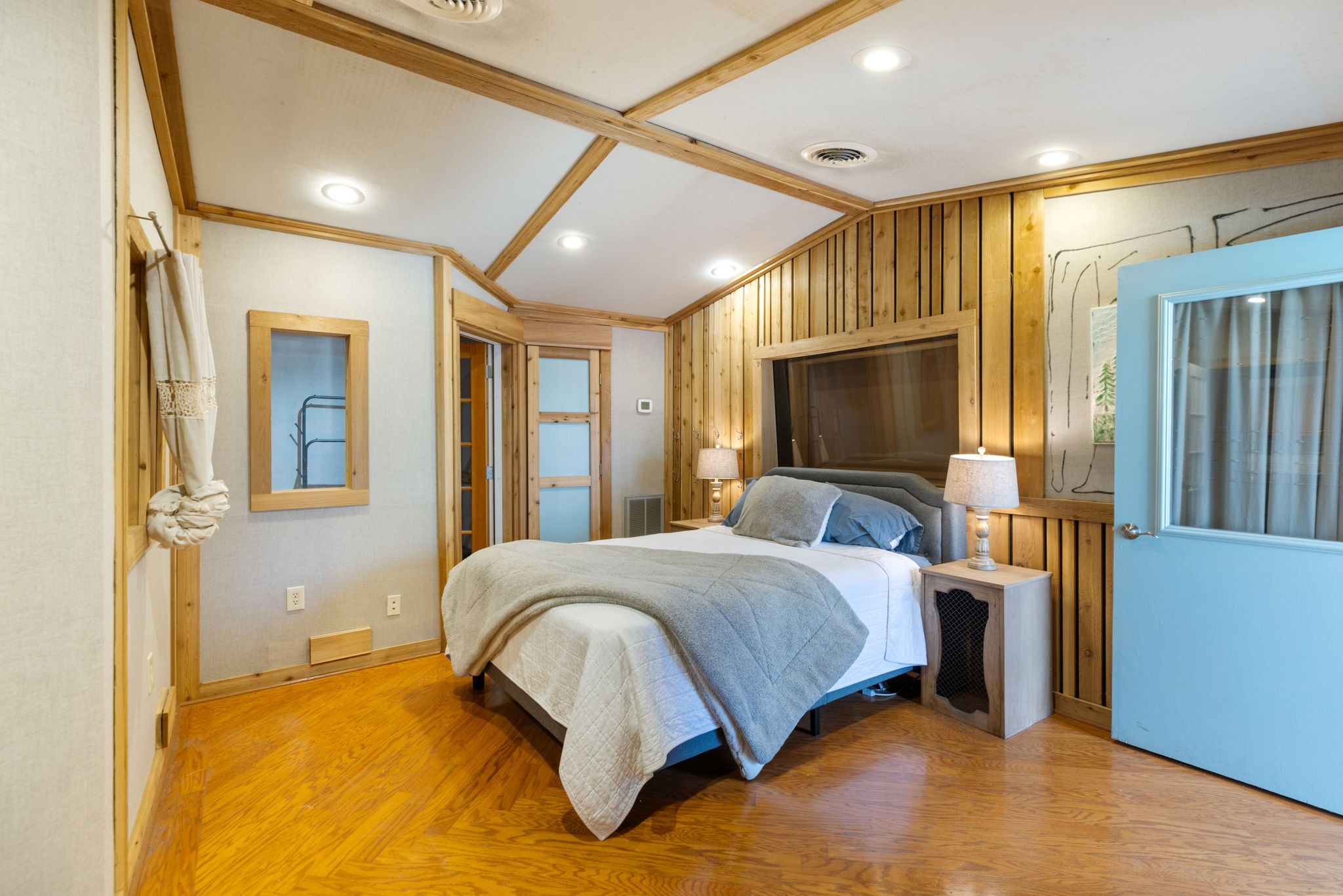 8158 Old Springfield Pike