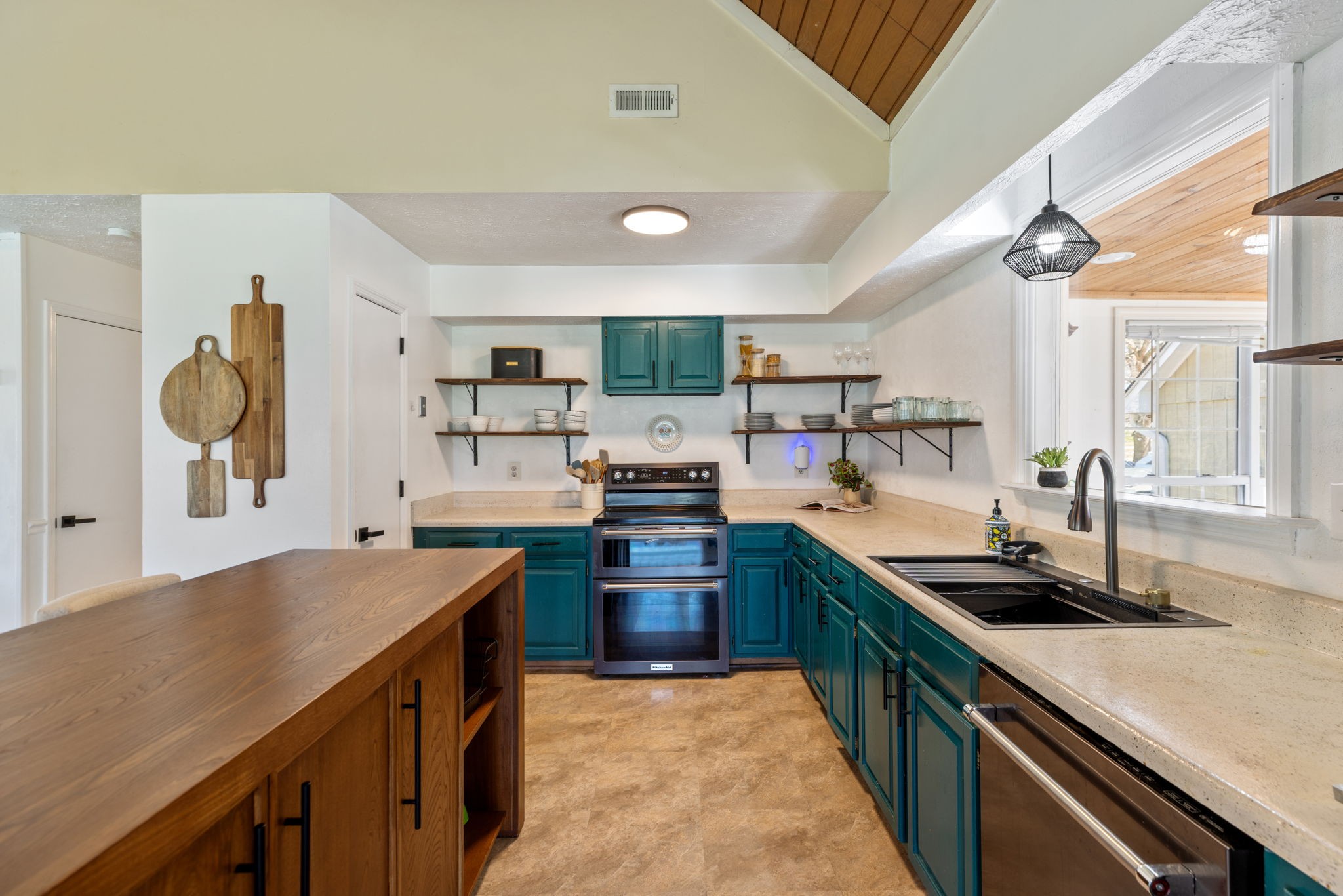 8158 Old Springfield Pike