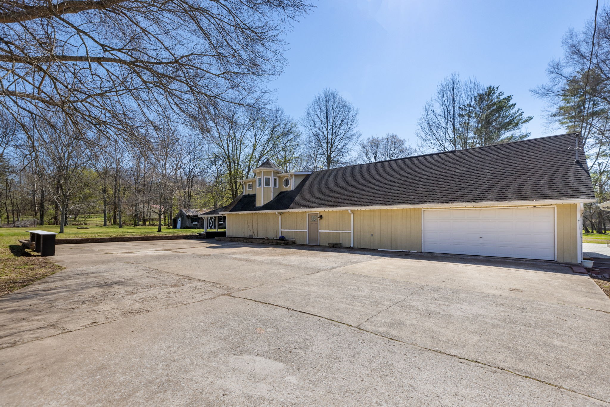 8158 Old Springfield Pike