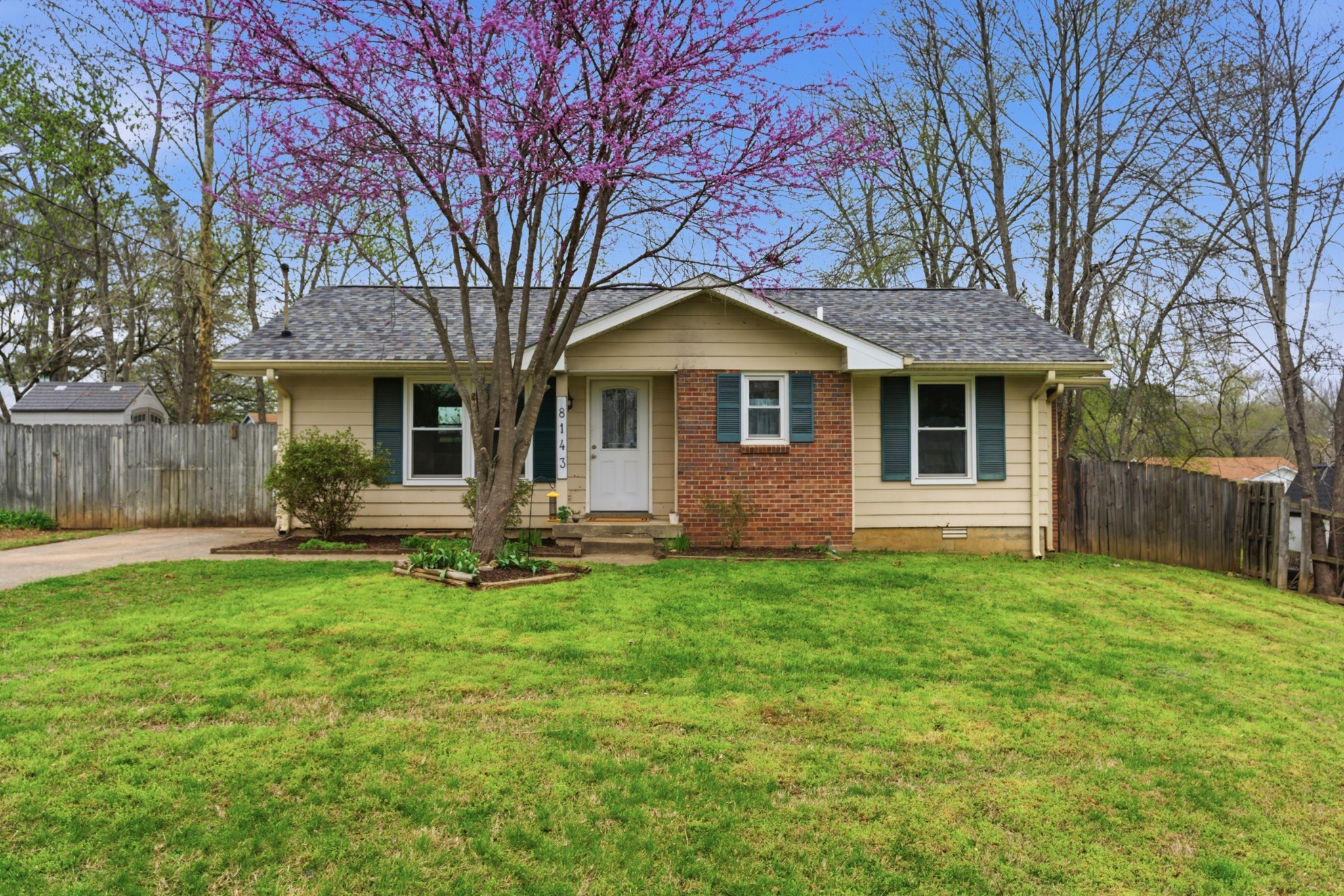 8143 Bonnafair Dr
