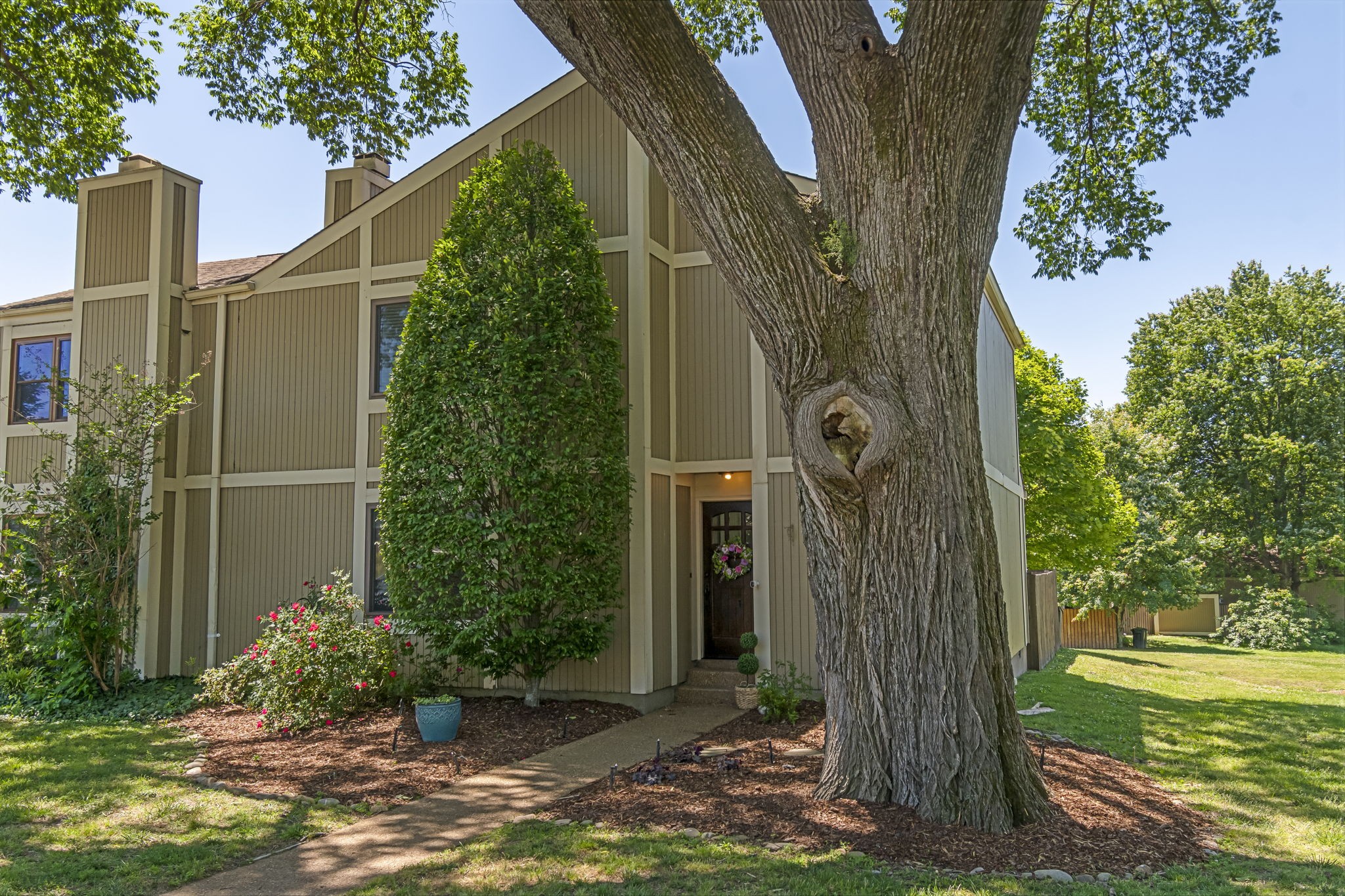 721 Albar Dr