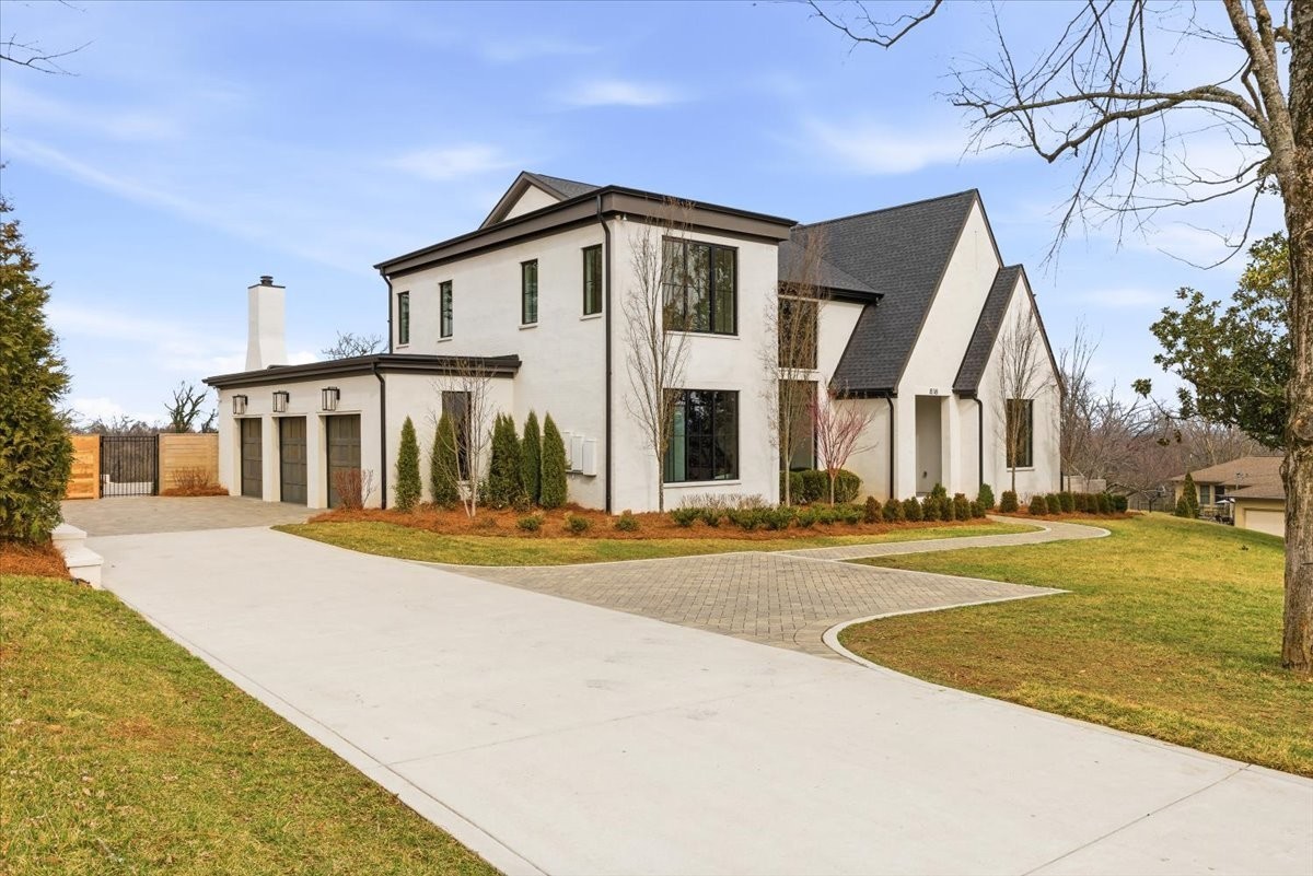818 Brentview Dr