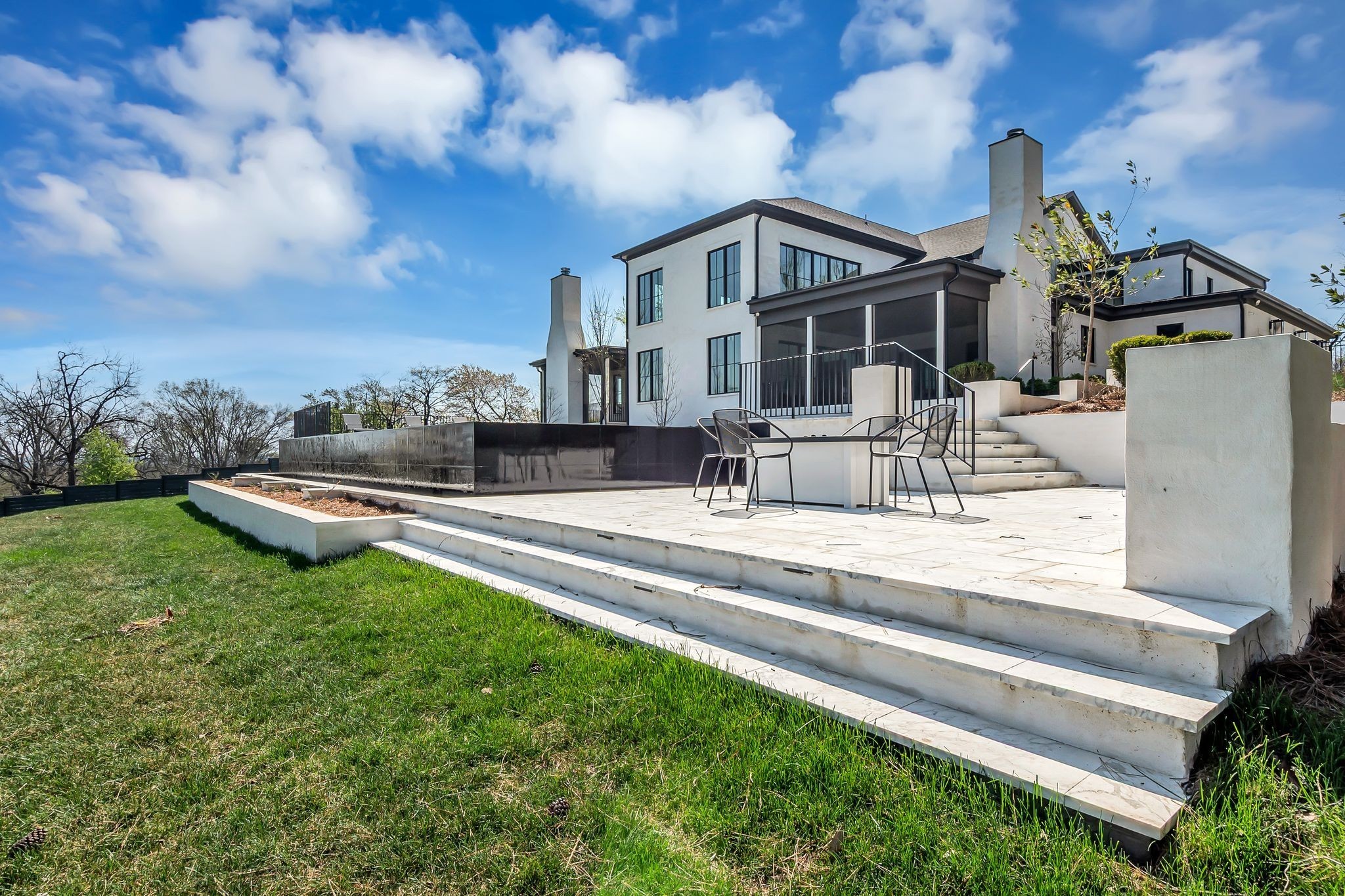 818 Brentview Dr