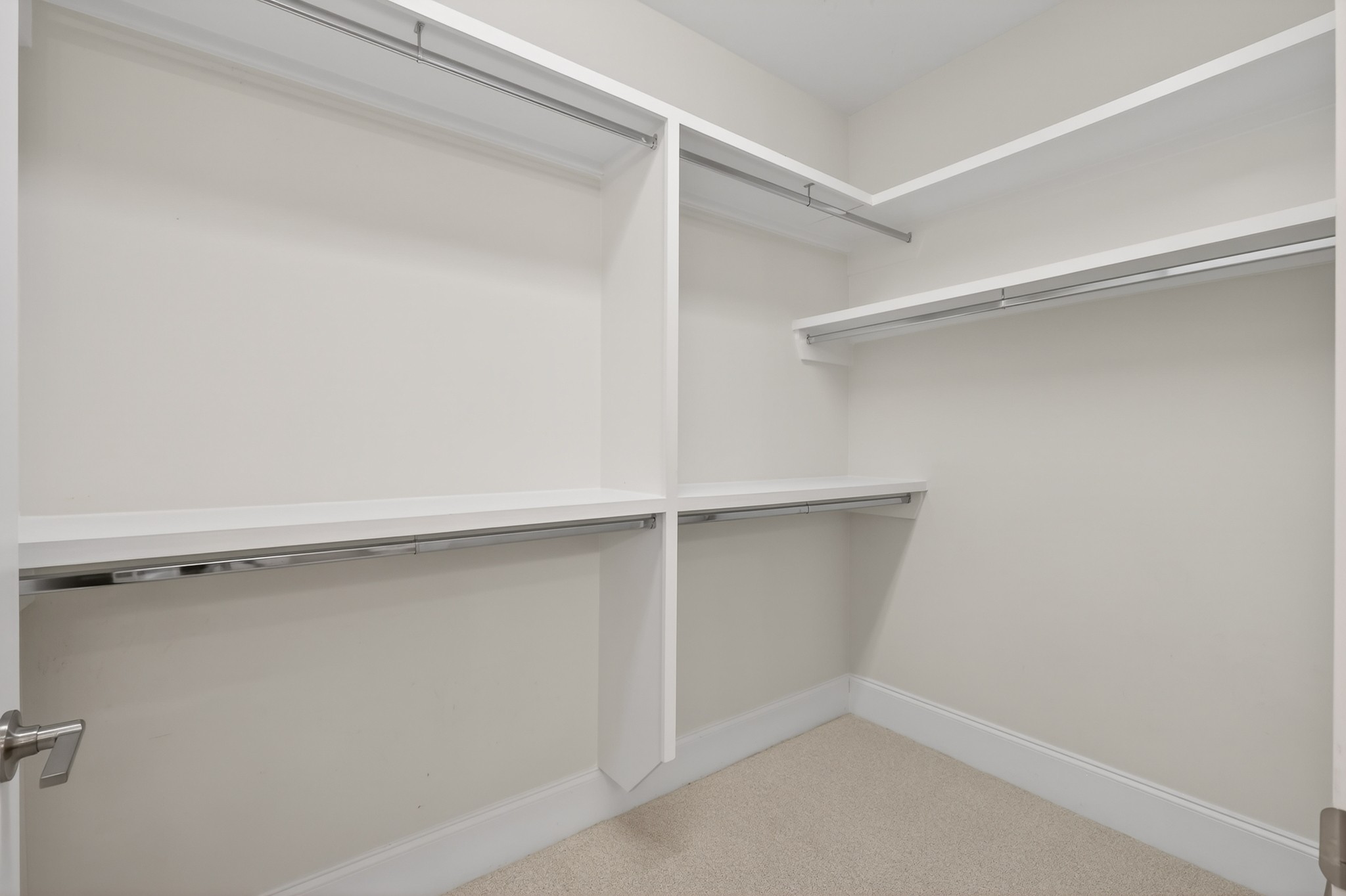 150 Front St Unit: 23