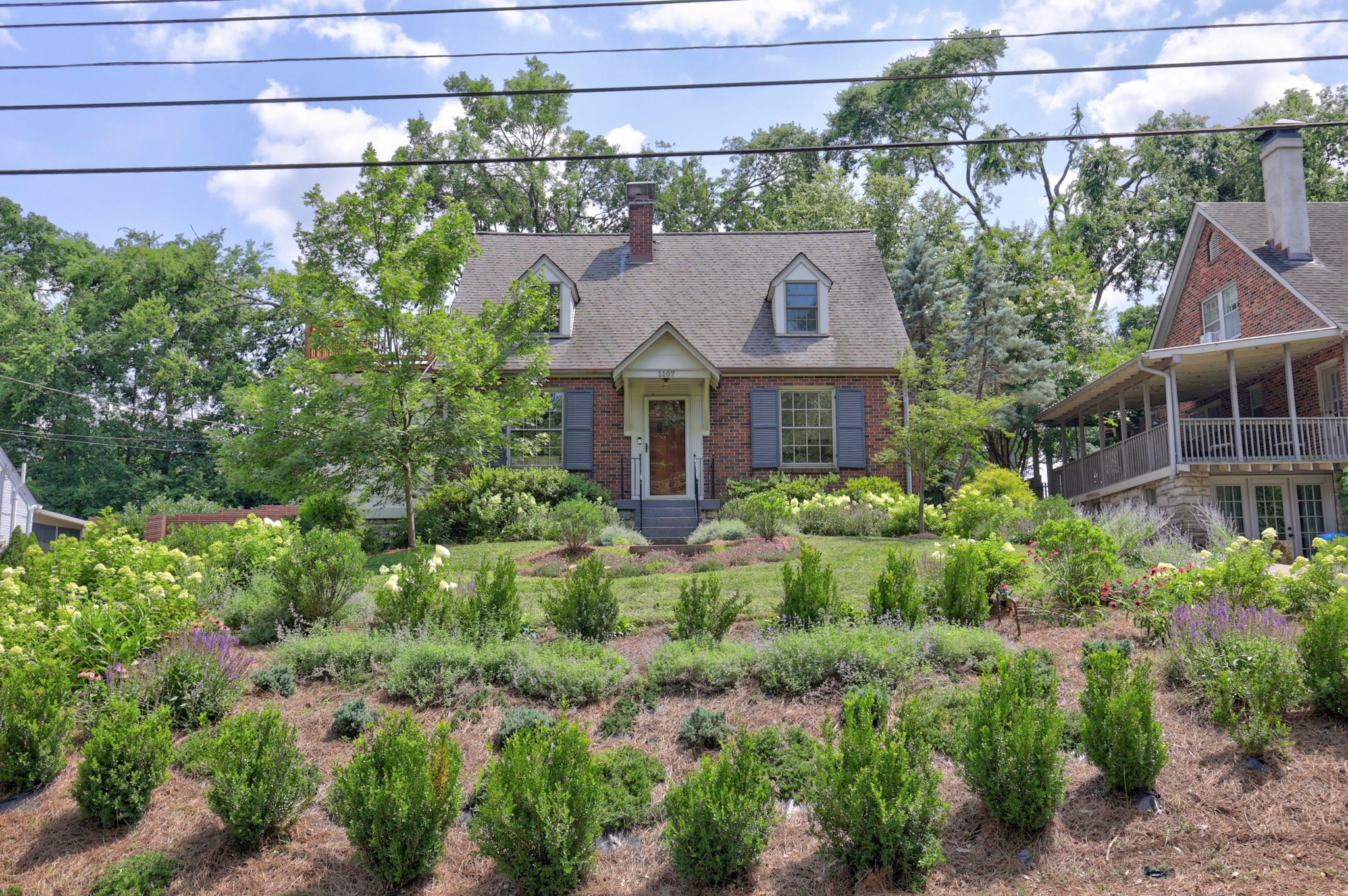 1107 Clayton Ave