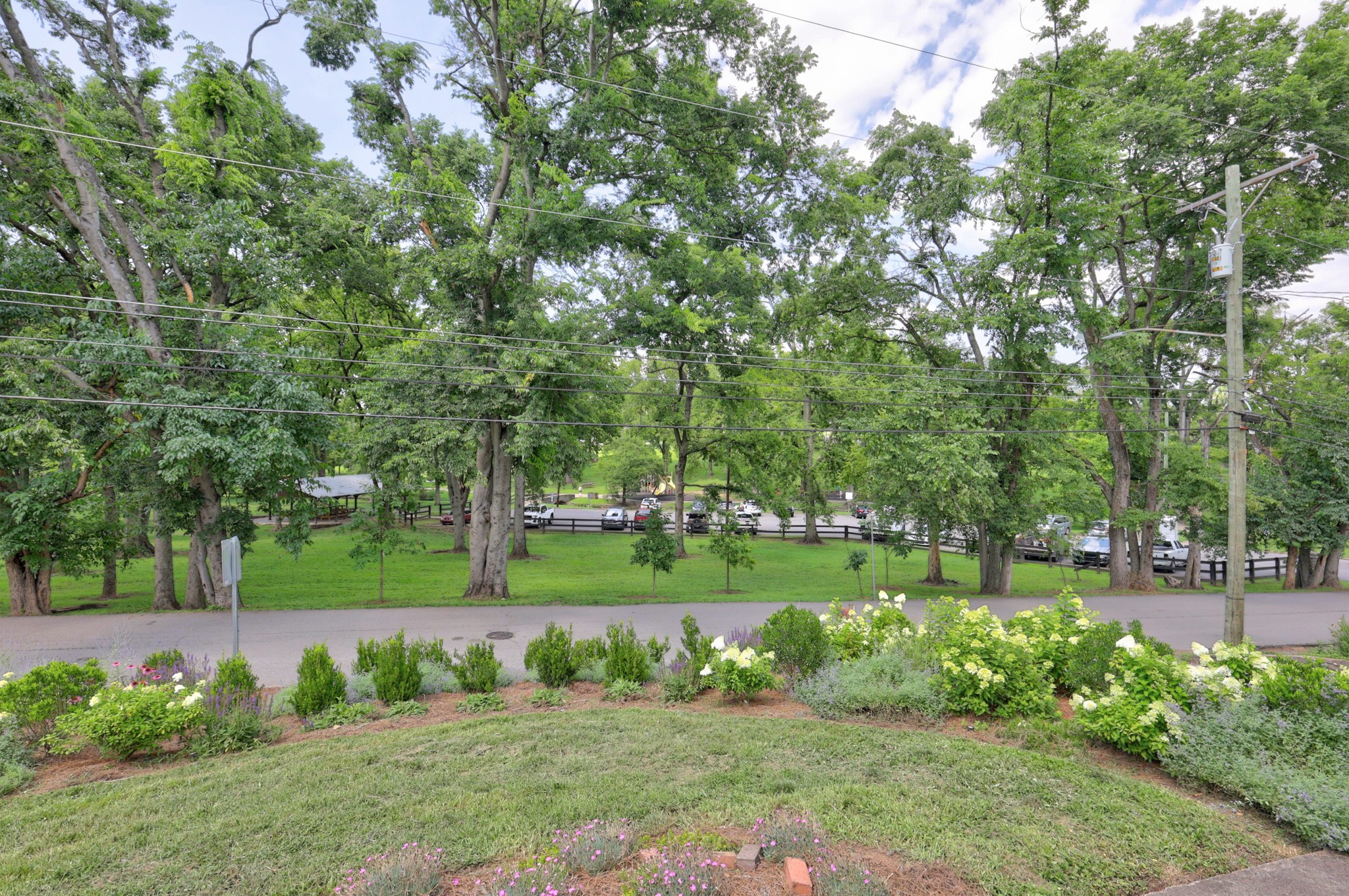1107 Clayton Ave