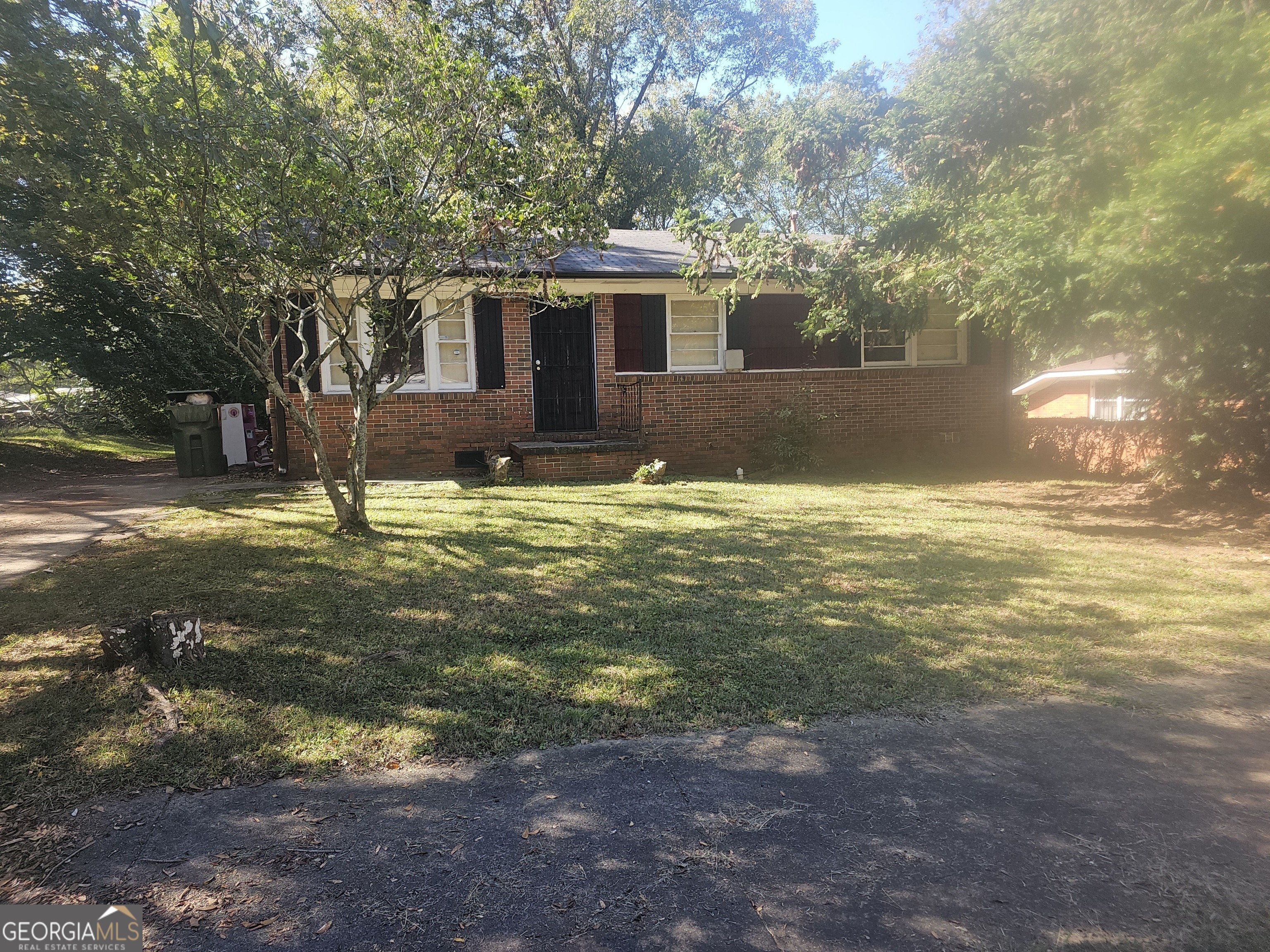 1935 AKRON Drive