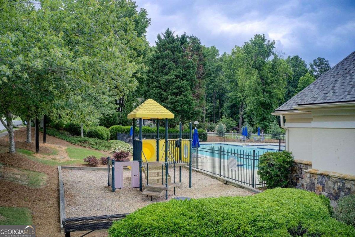 1952 SUGARSTONE Drive