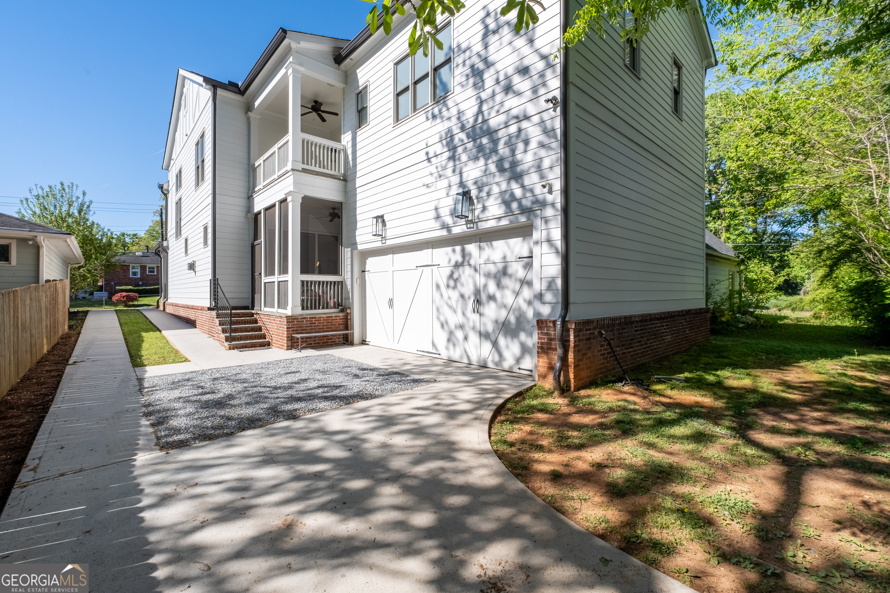 1464 Glenwood Avenue SE