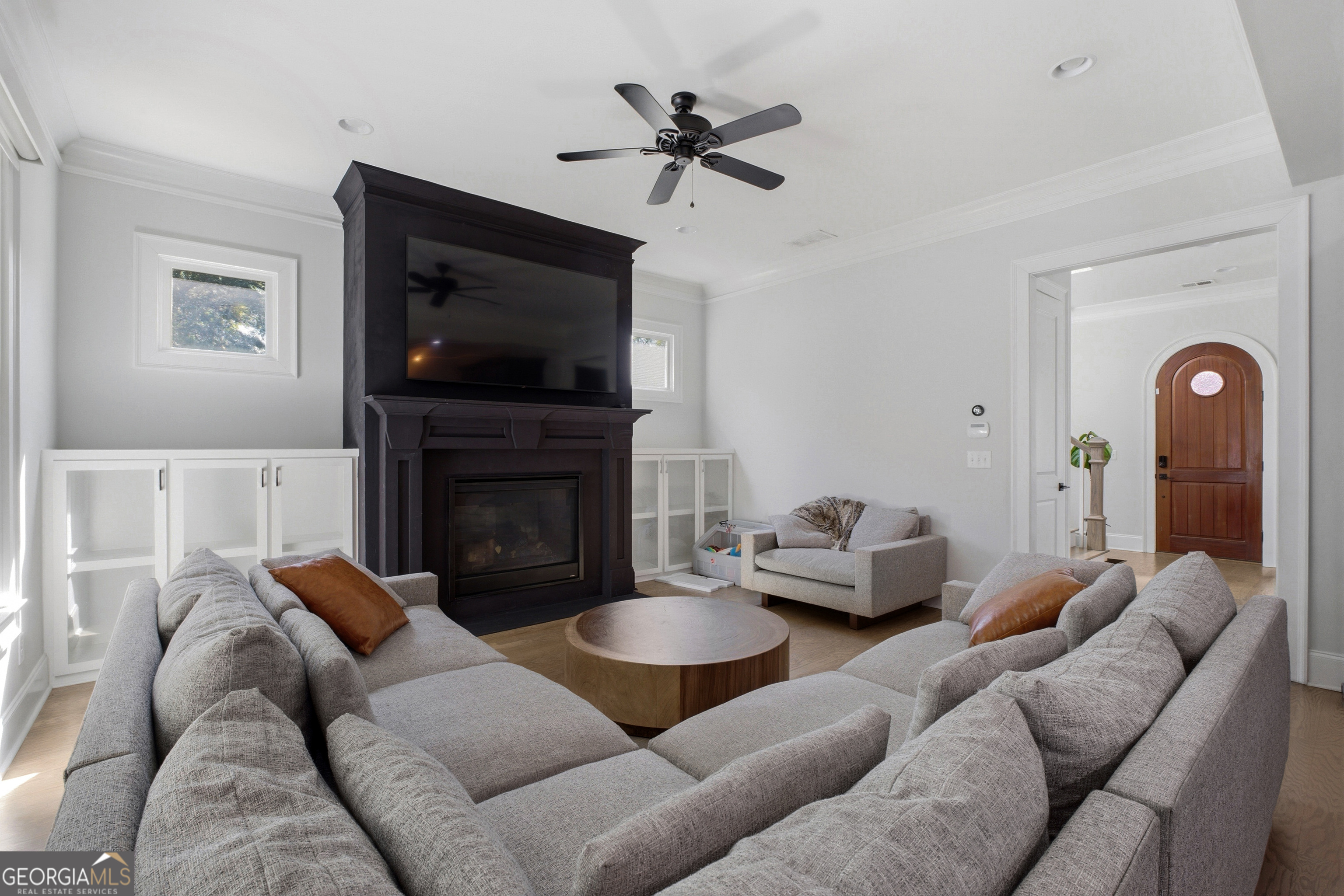 1464 Glenwood Avenue SE