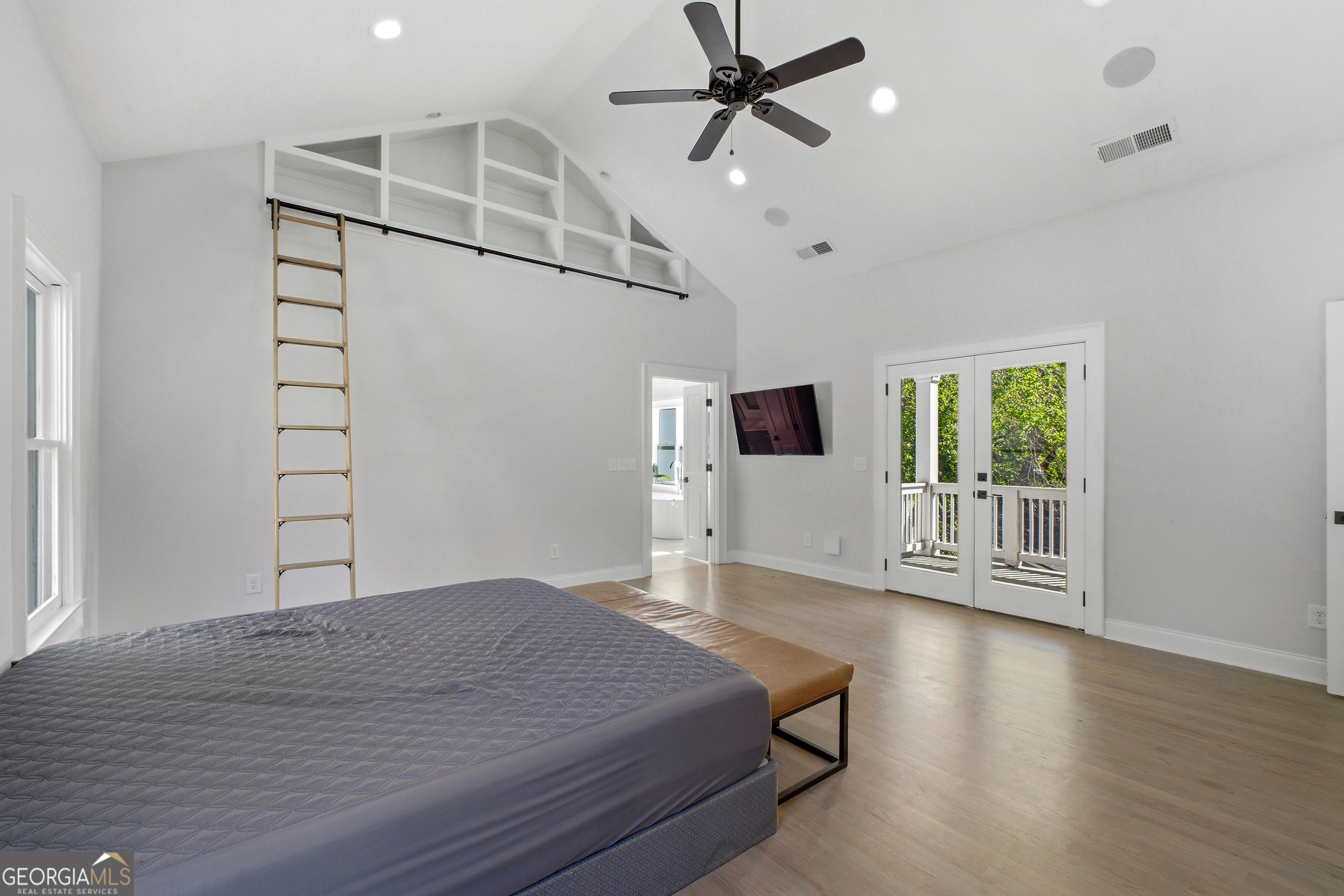 1464 Glenwood Avenue SE