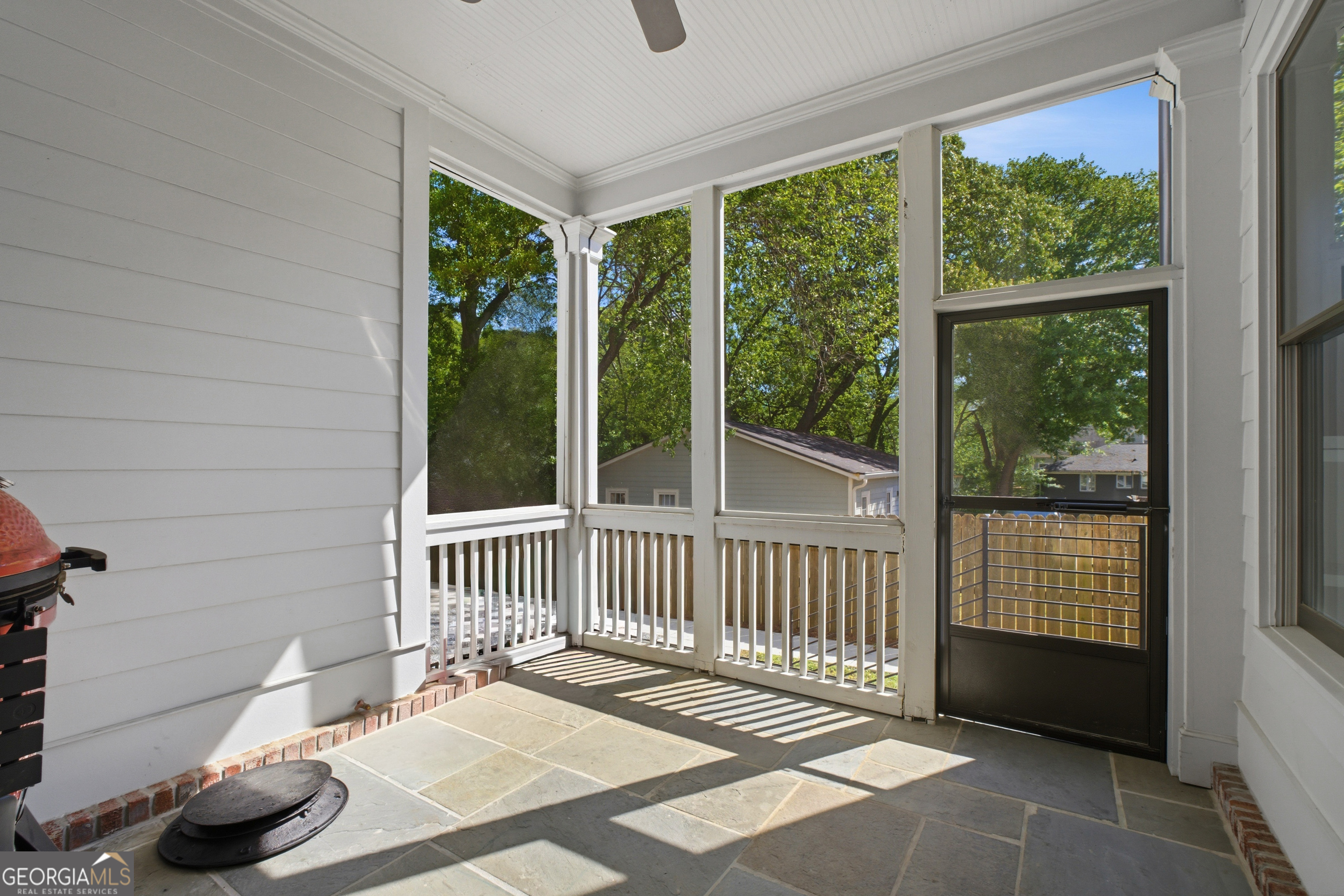 1464 Glenwood Avenue SE