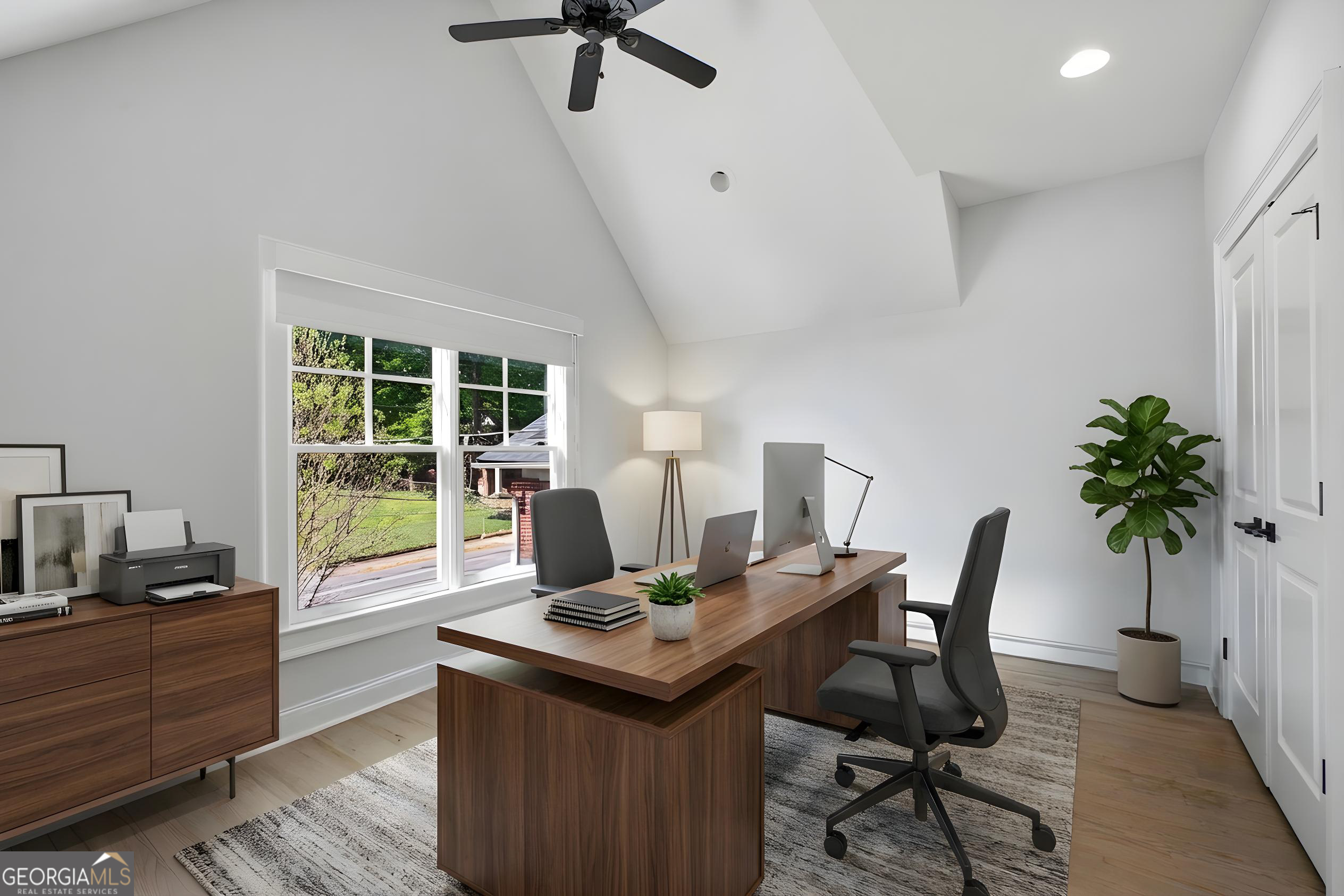 1464 Glenwood Avenue SE