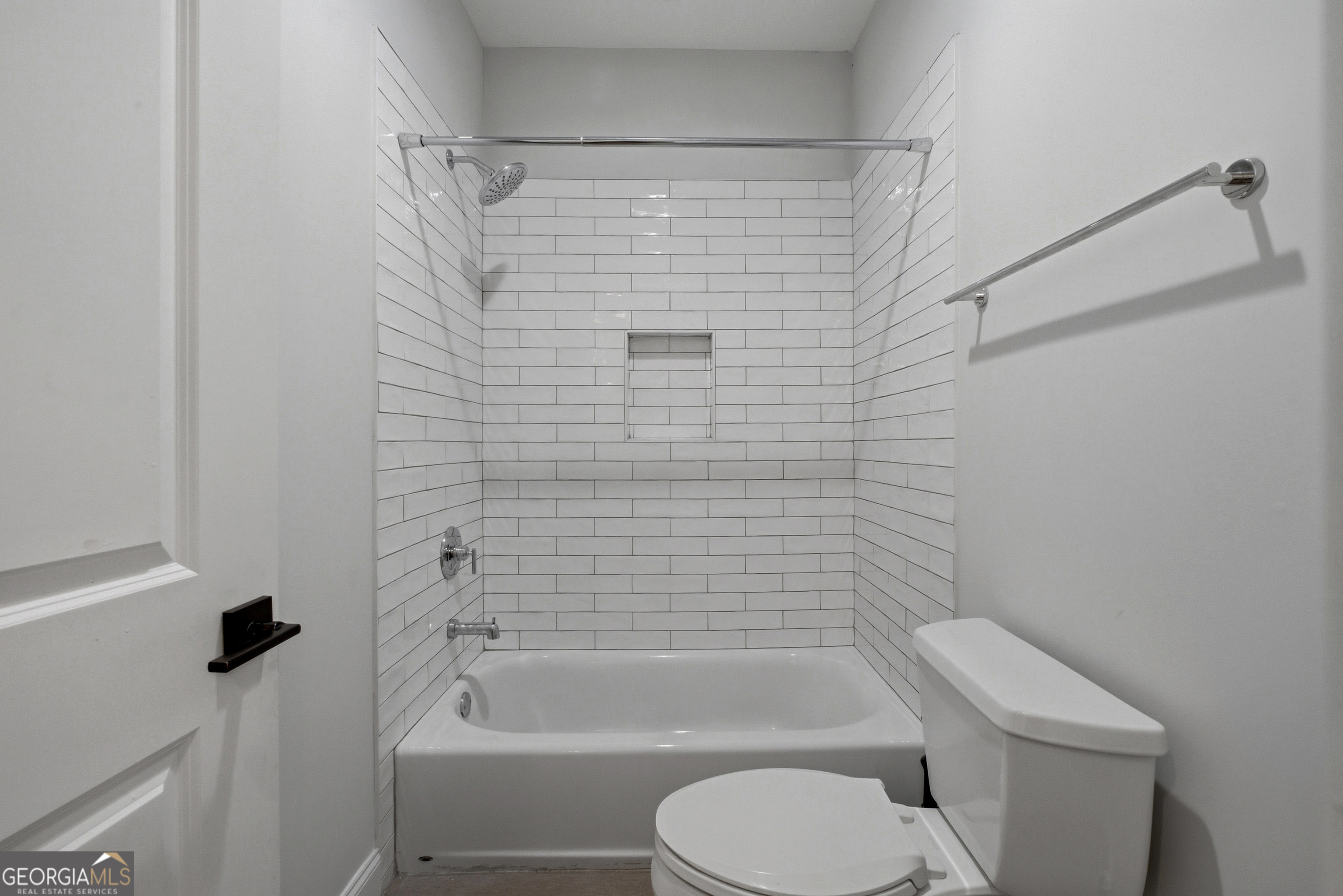 1464 Glenwood Avenue SE