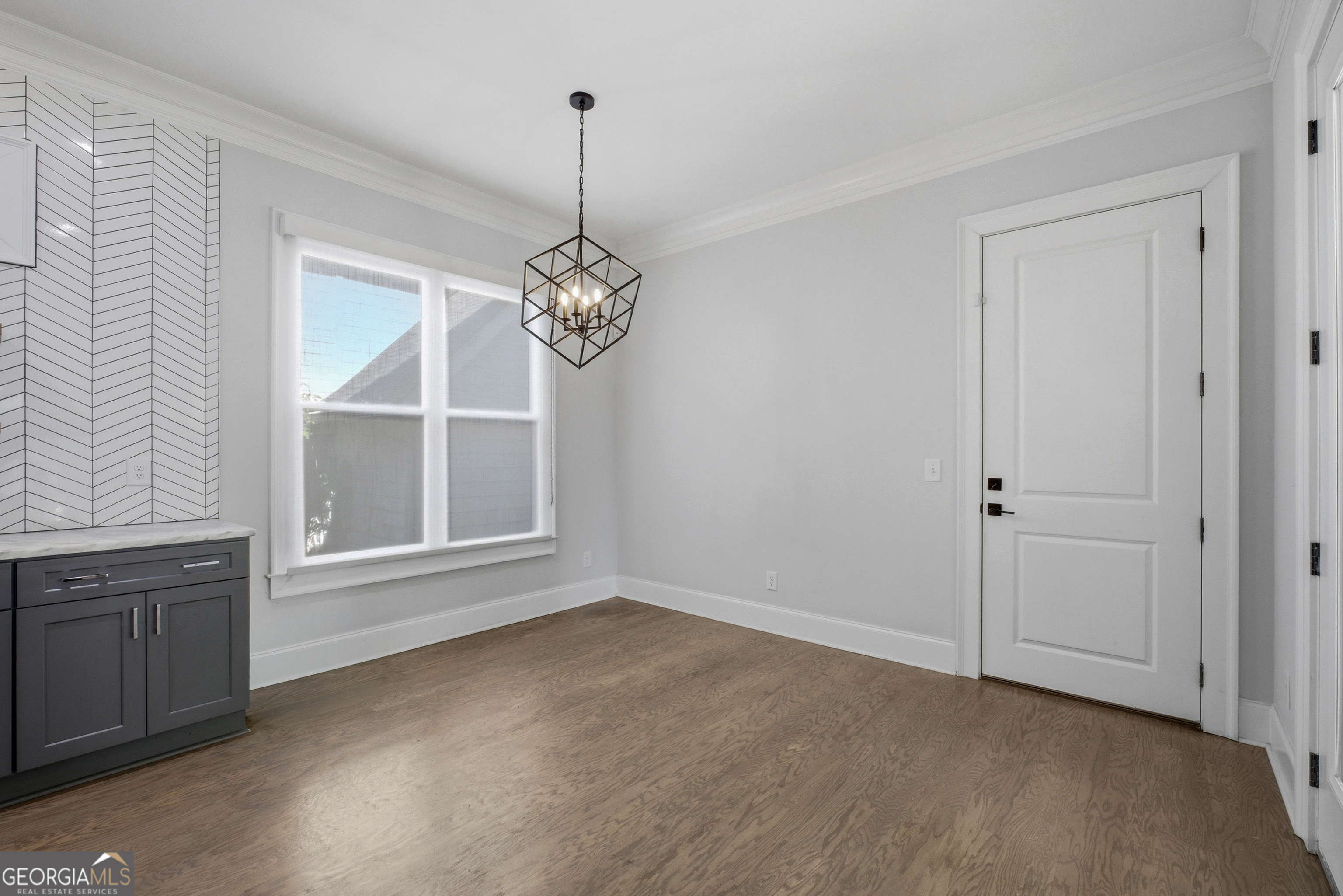 1464 Glenwood Avenue SE