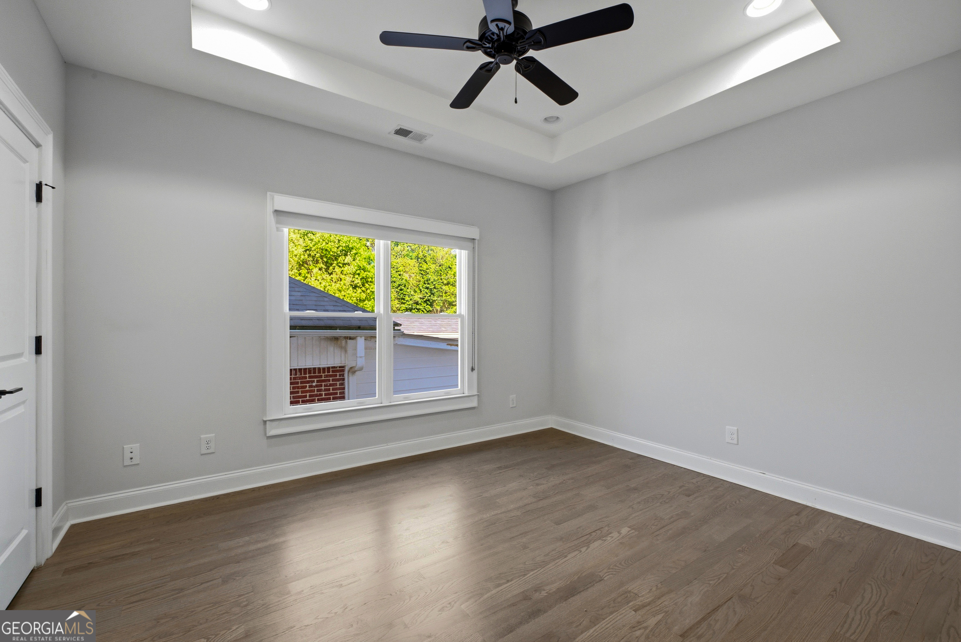 1464 Glenwood Avenue SE