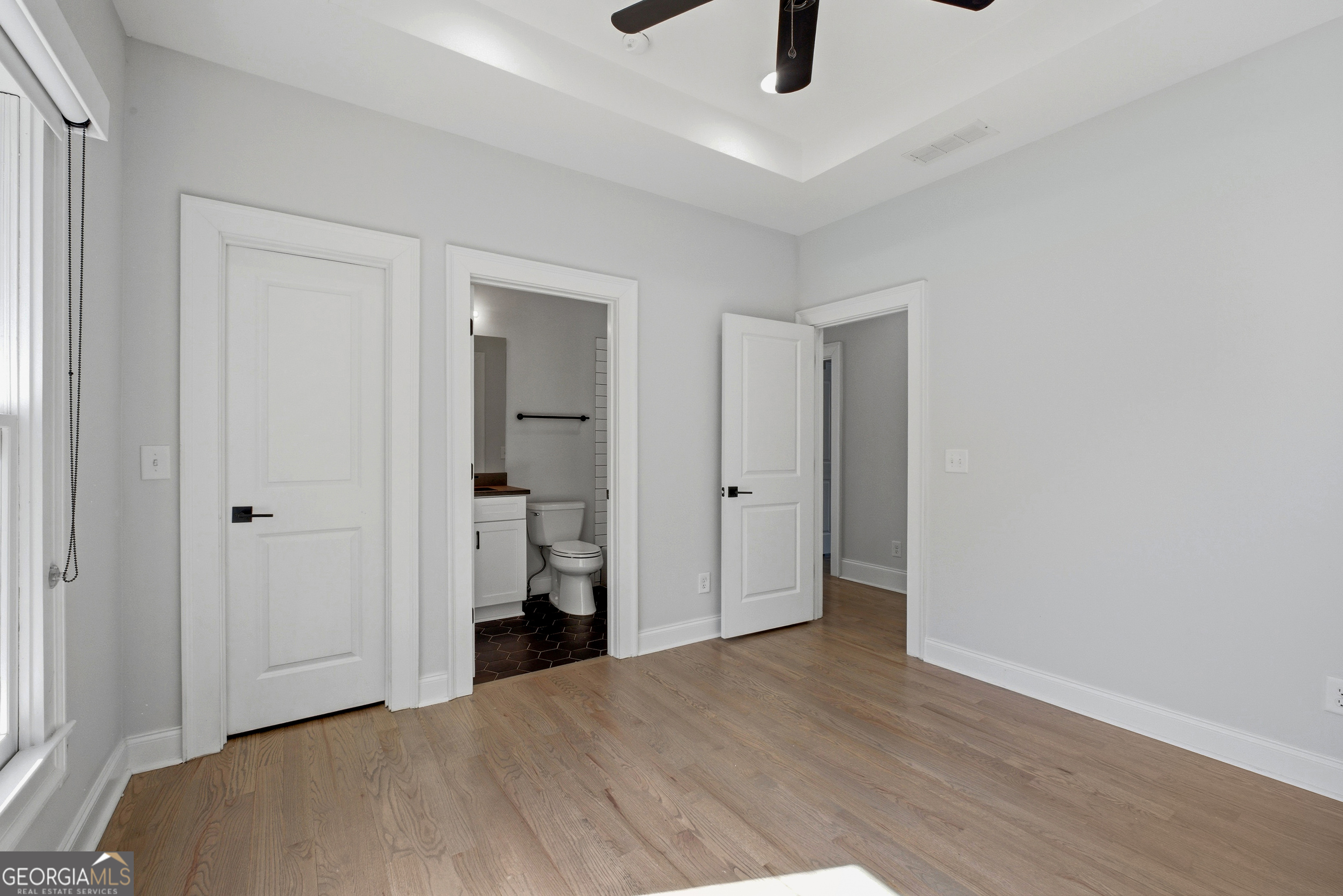 1464 Glenwood Avenue SE