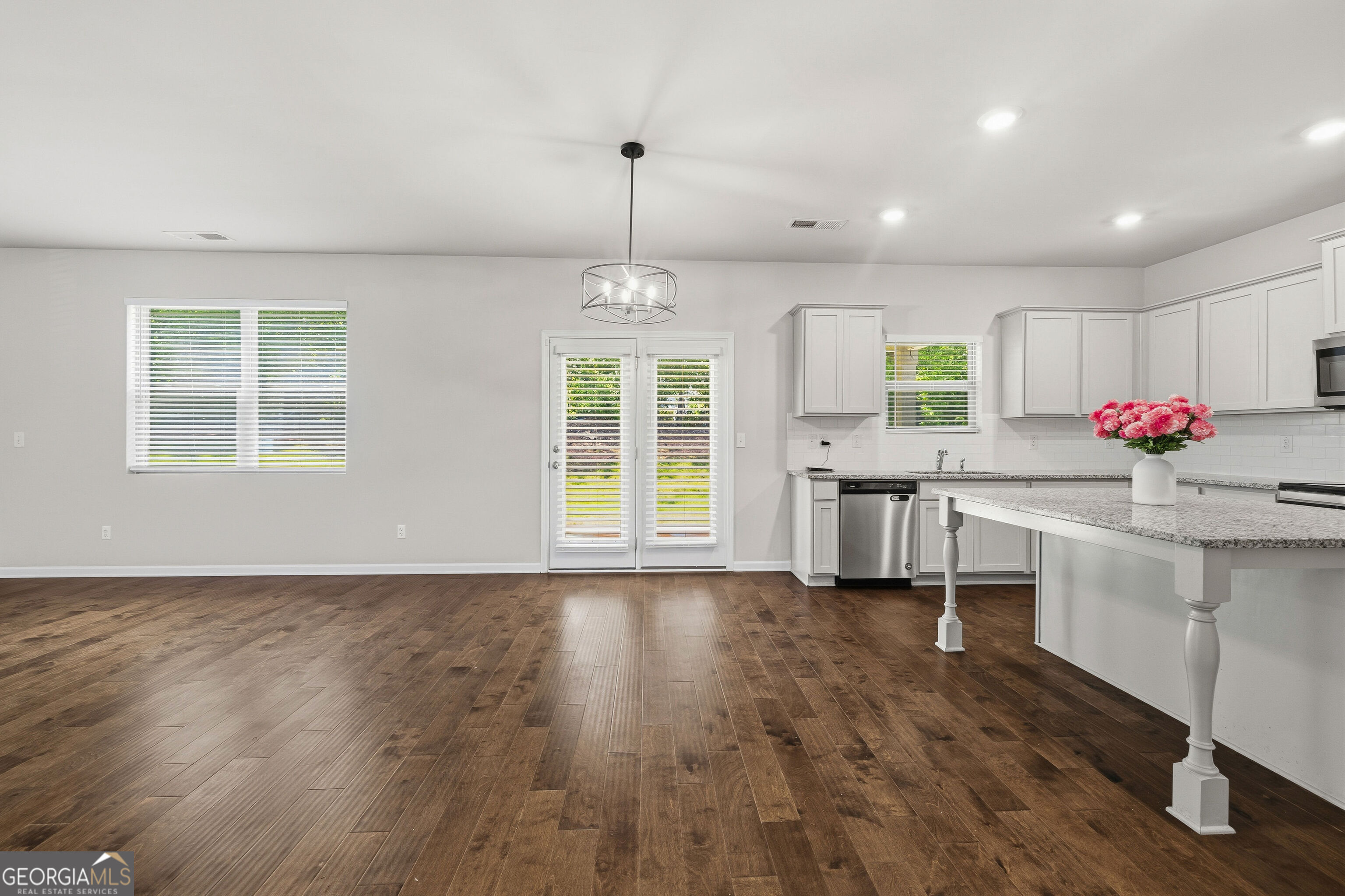 541 Noblewood Drive
