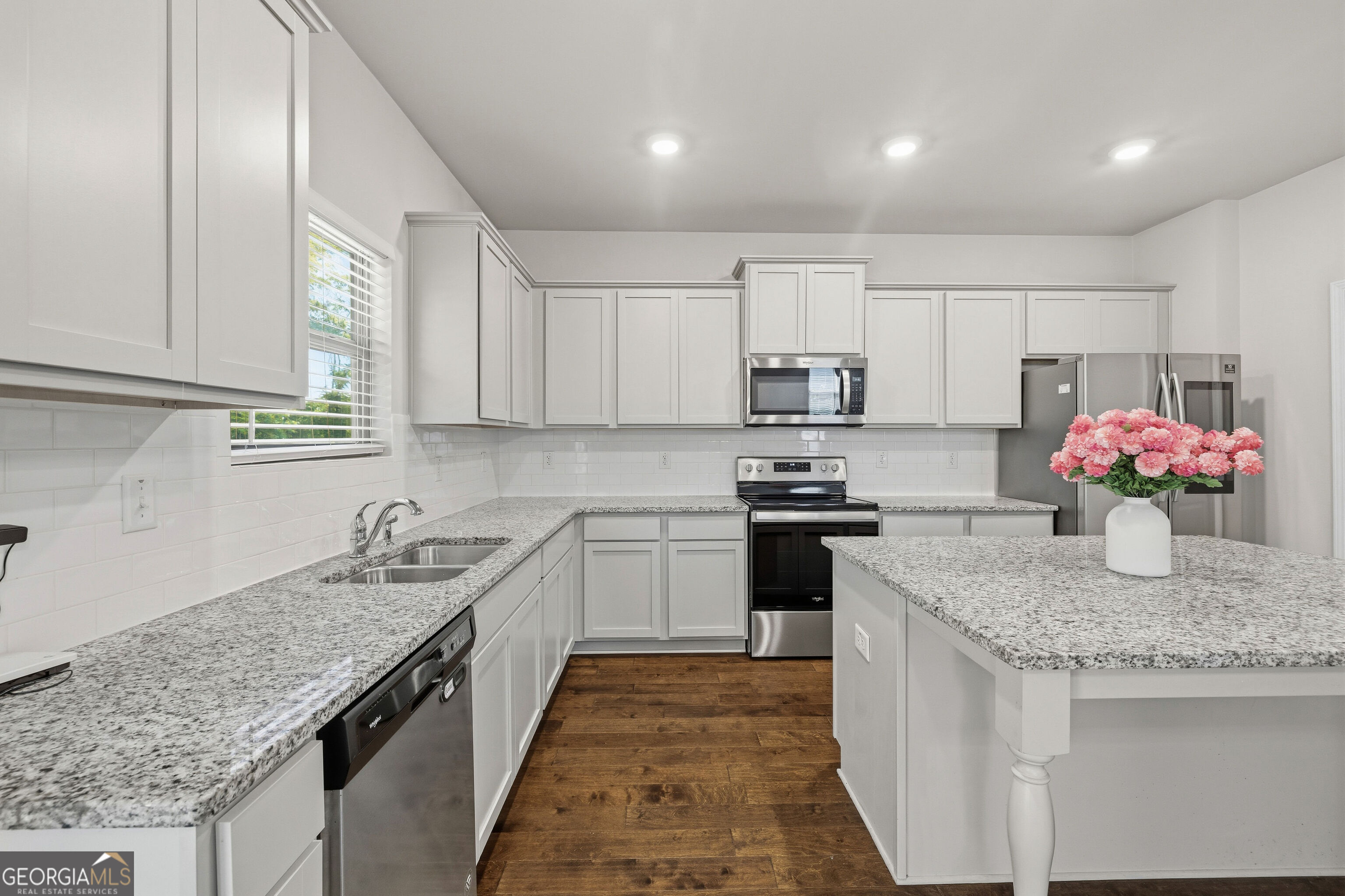 541 Noblewood Drive