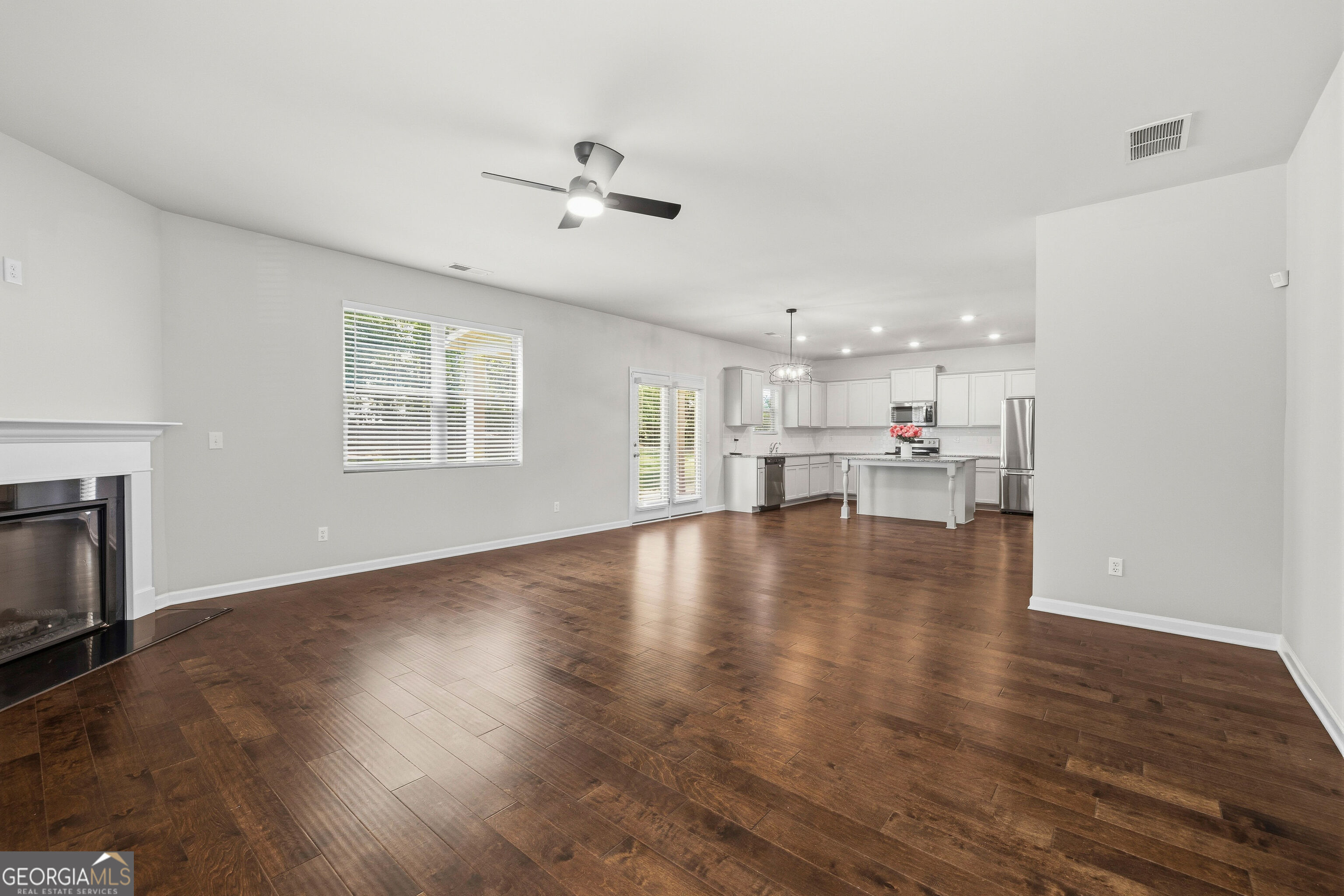 541 Noblewood Drive