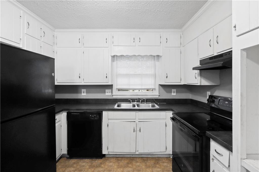 1615 Cherry Hill Court
