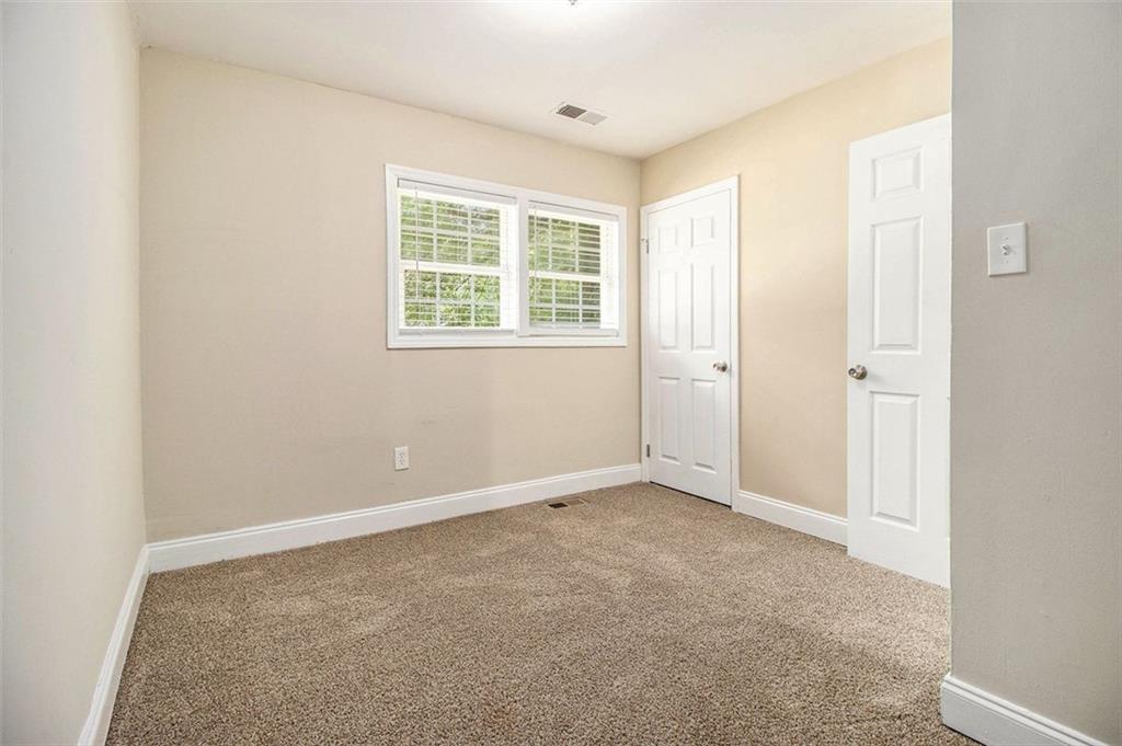 2912 SPRINGSIDE SE