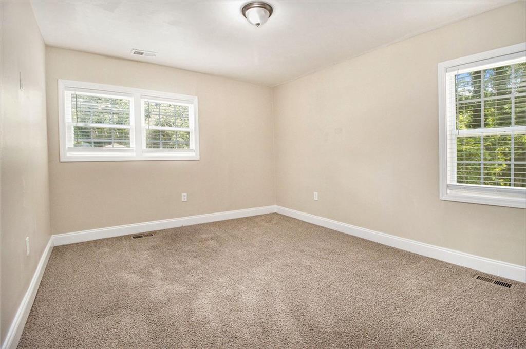 2912 SPRINGSIDE SE