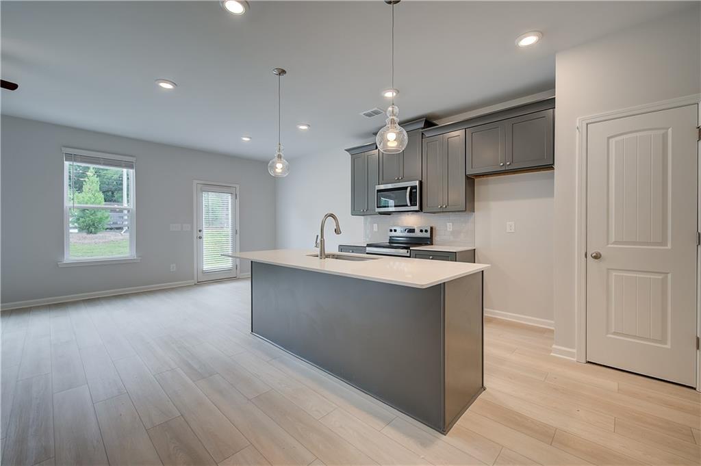 200 Abbotts Crossing Circle