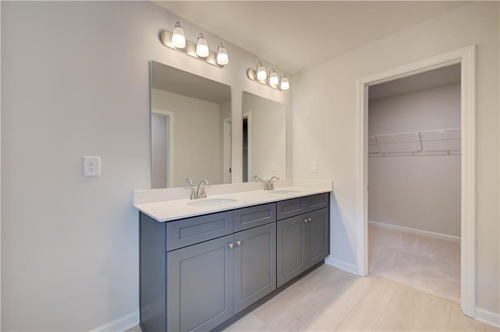 200 Abbotts Crossing Circle
