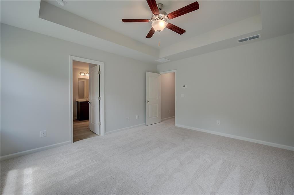 200 Abbotts Crossing Circle