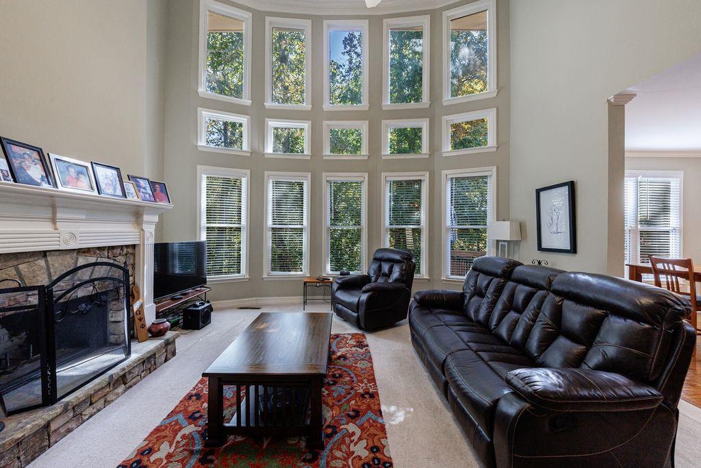 9823 Forest Hill Drive