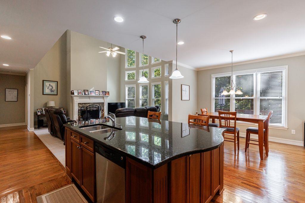 9823 Forest Hill Drive