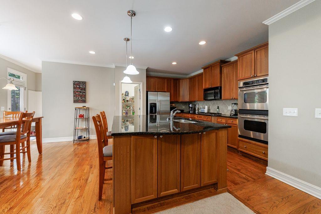 9823 Forest Hill Drive