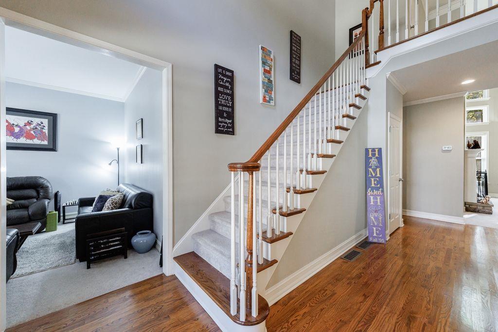 9823 Forest Hill Drive