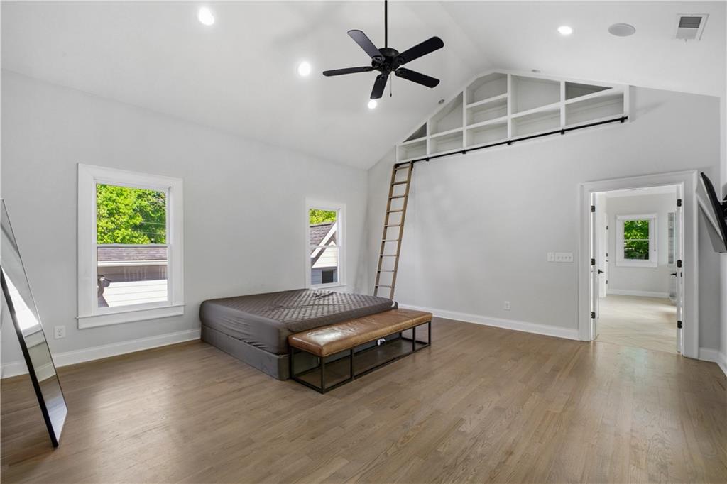 1464 Glenwood Avenue SE