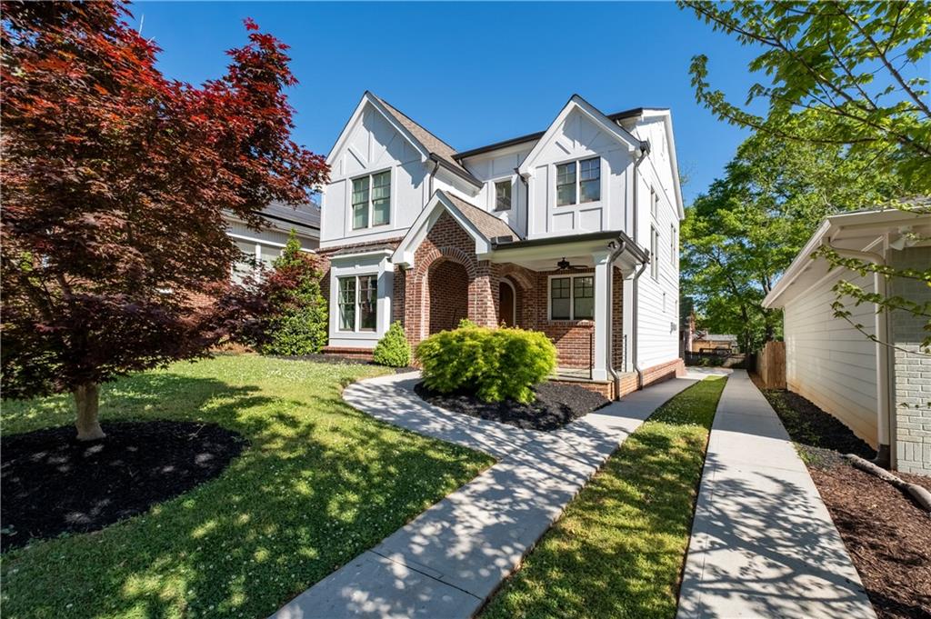 1464 Glenwood Avenue SE